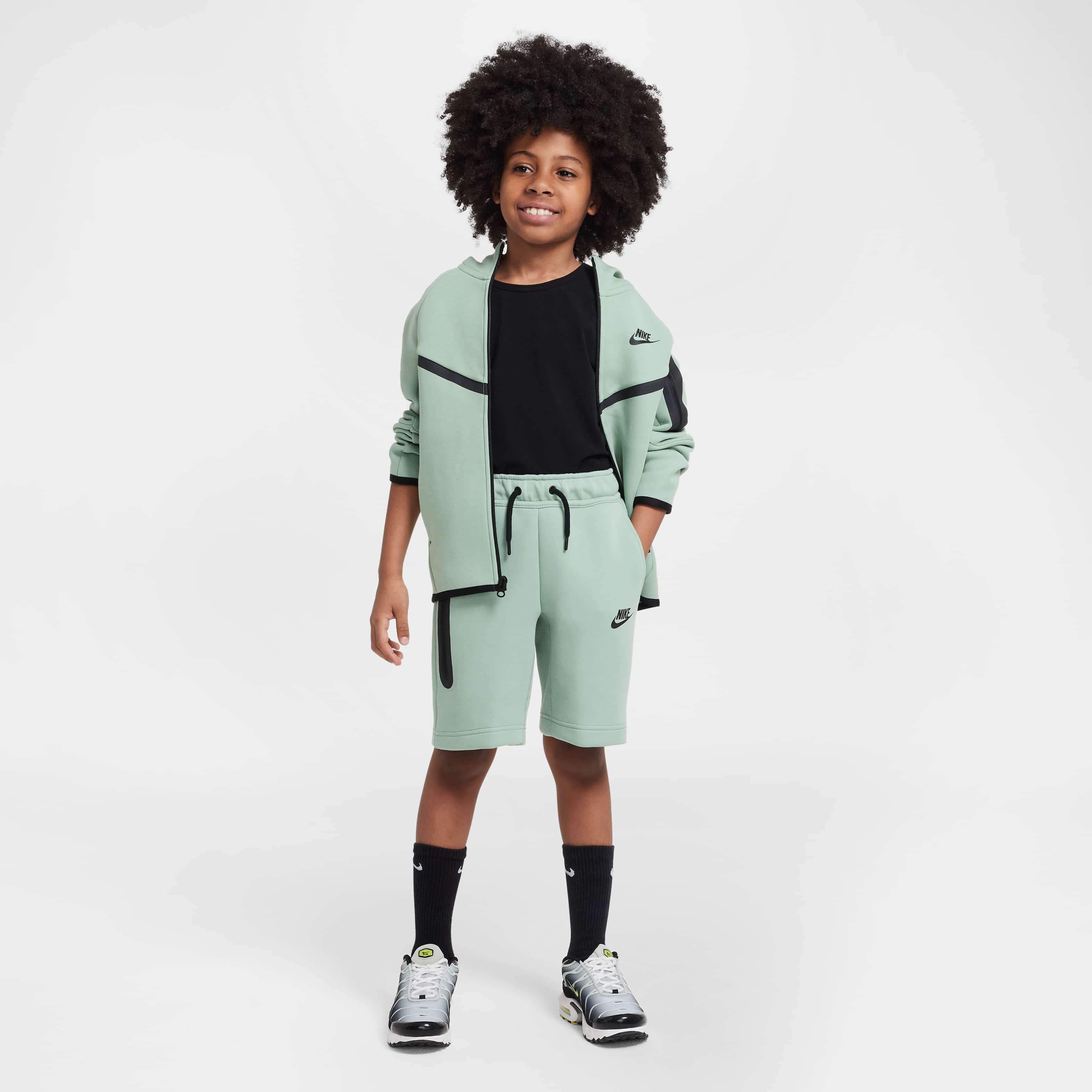 نايكي تك فليس image number 7