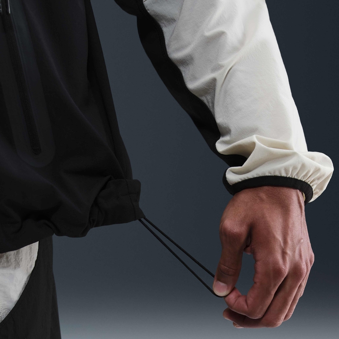 نايكي تك image number 5 نايكي تك image number 5