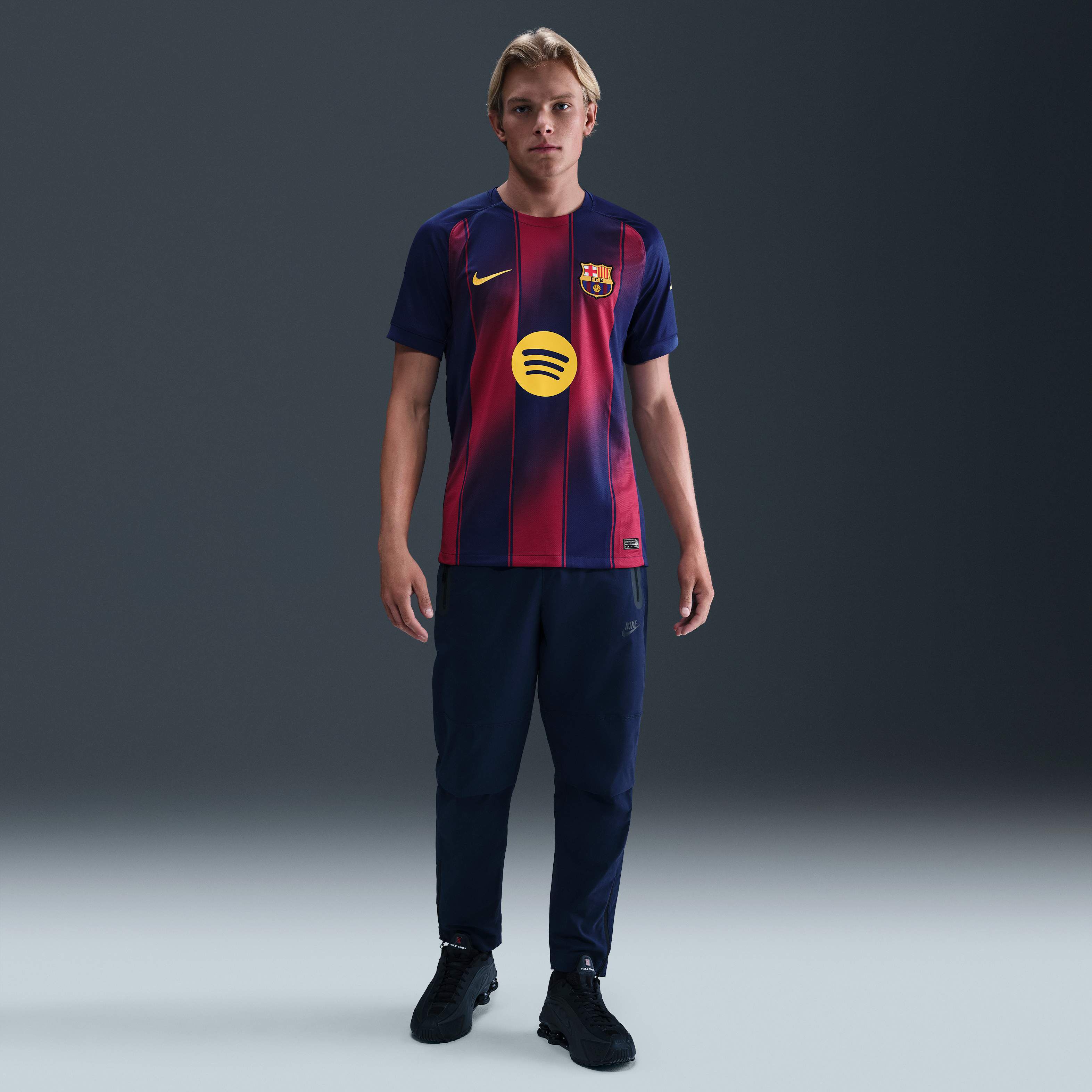 Buy F.C. Barcelona 2025/26 Stadium Home Men's Nike Dri-FIT