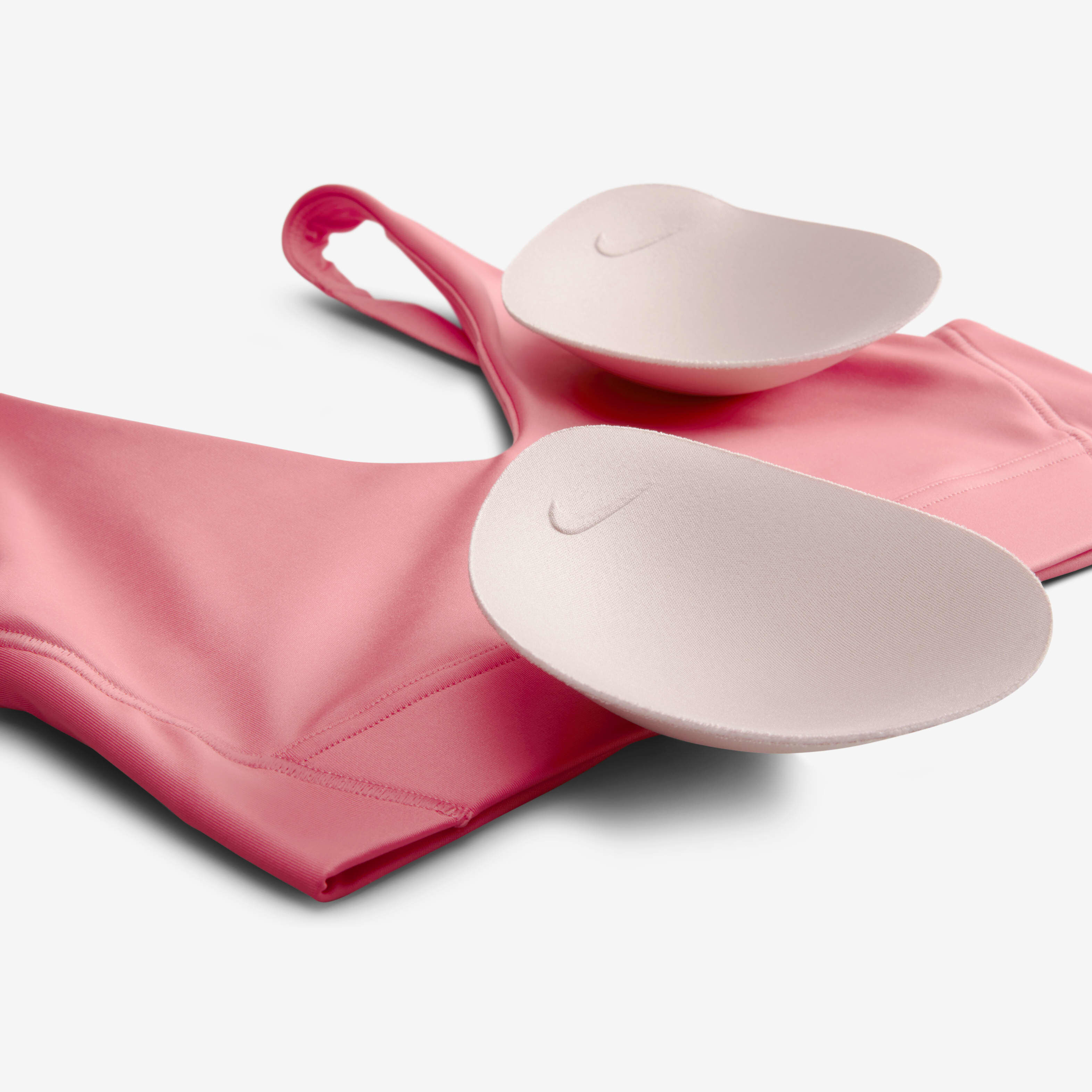 Nike Indy Plunge Cut-Out image number 3