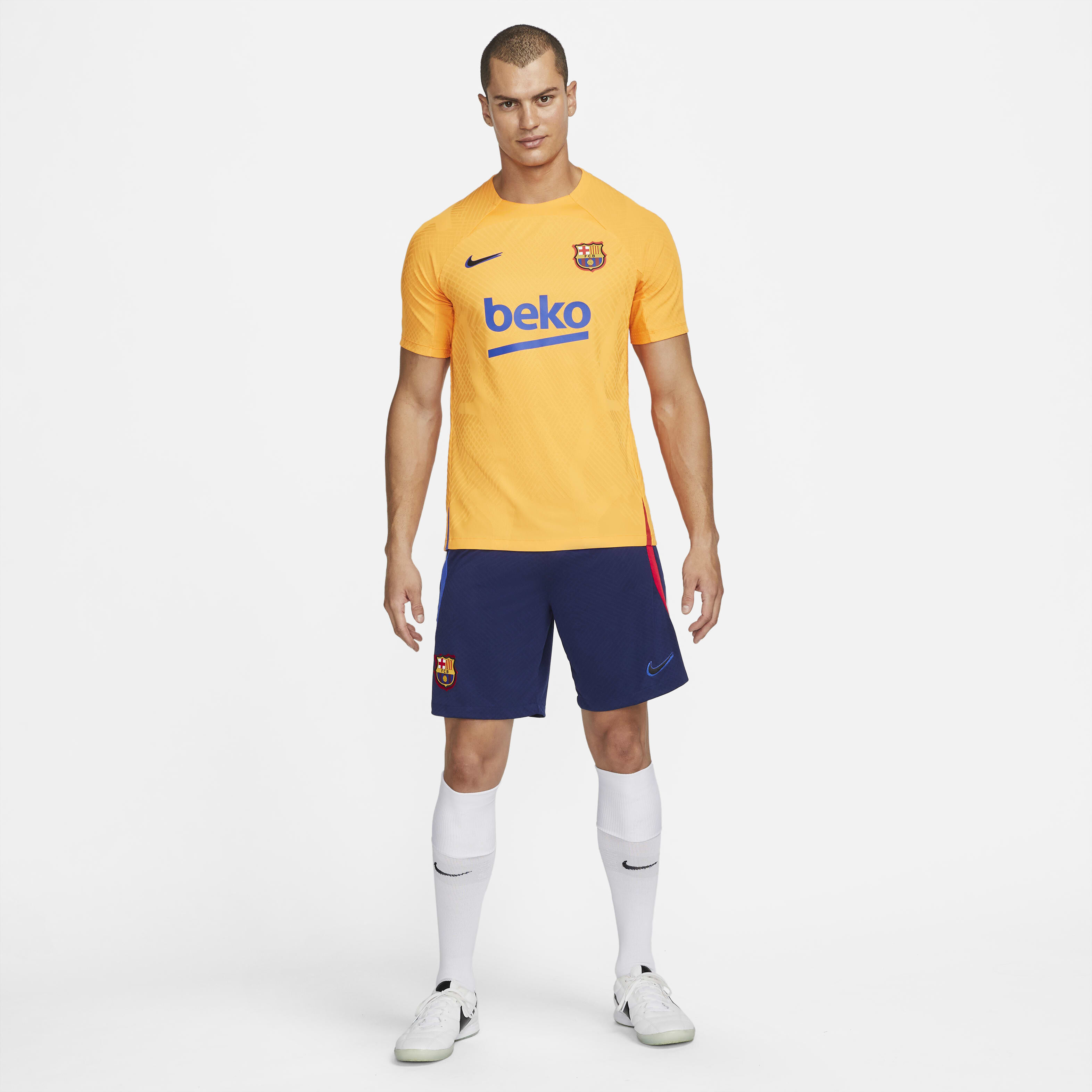 F.C. Barcelona Strike image number 6