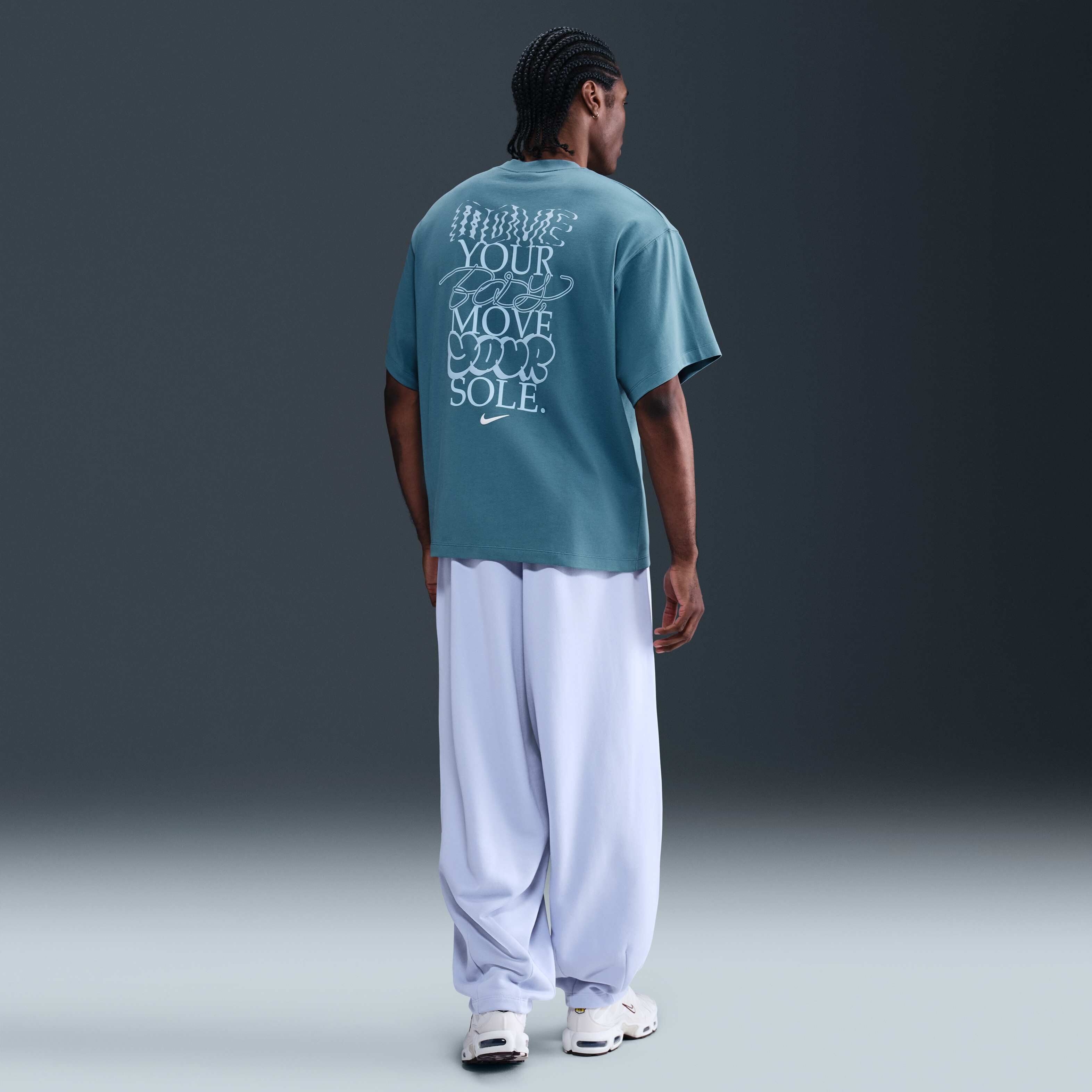 Nike Solo Swoosh image number 4