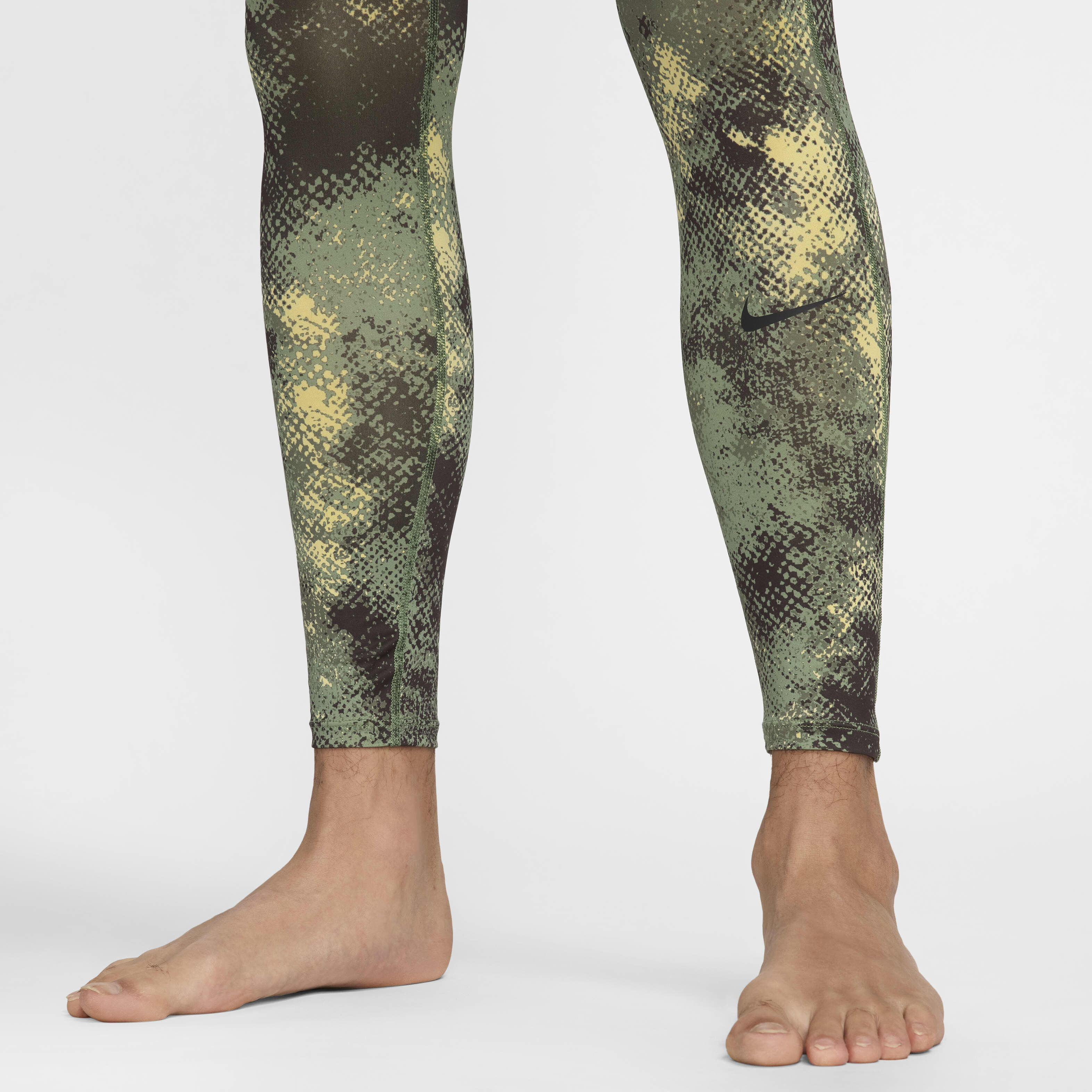 Nike Pro Camo image number 5