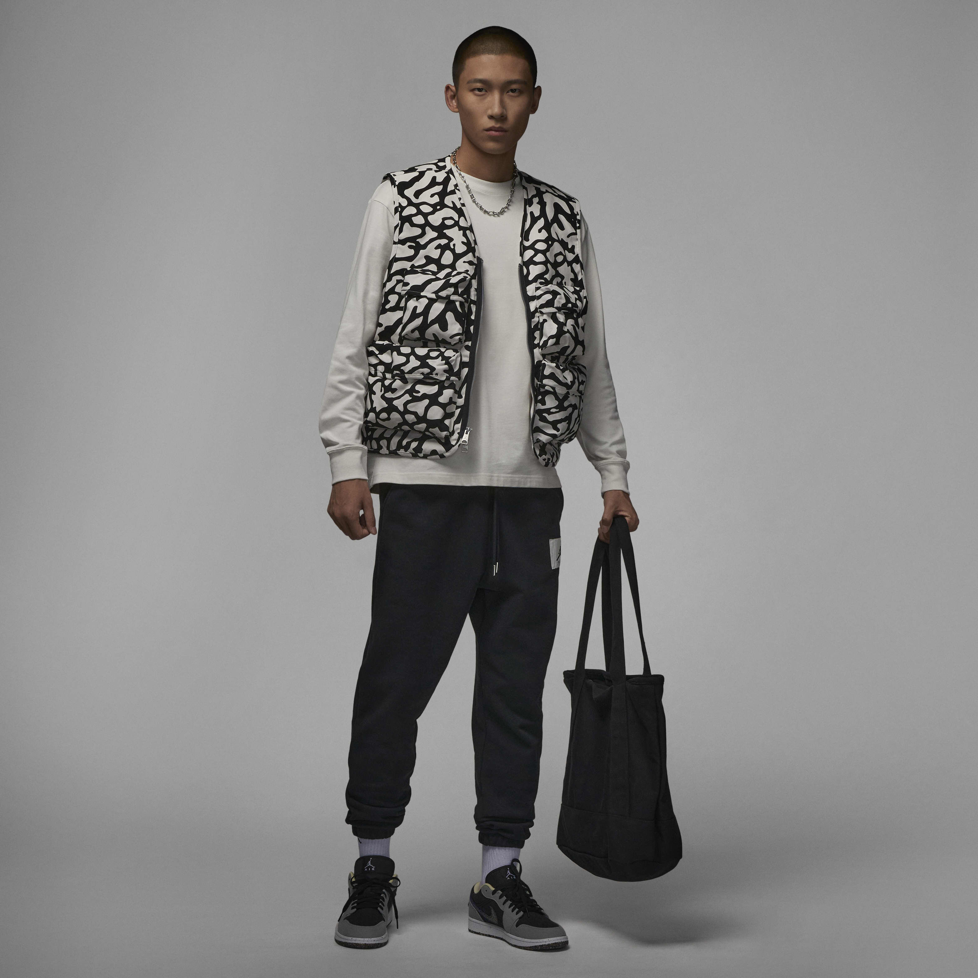Buy Jordan Flight Heritage Men's Gilet - Phantom | Nike