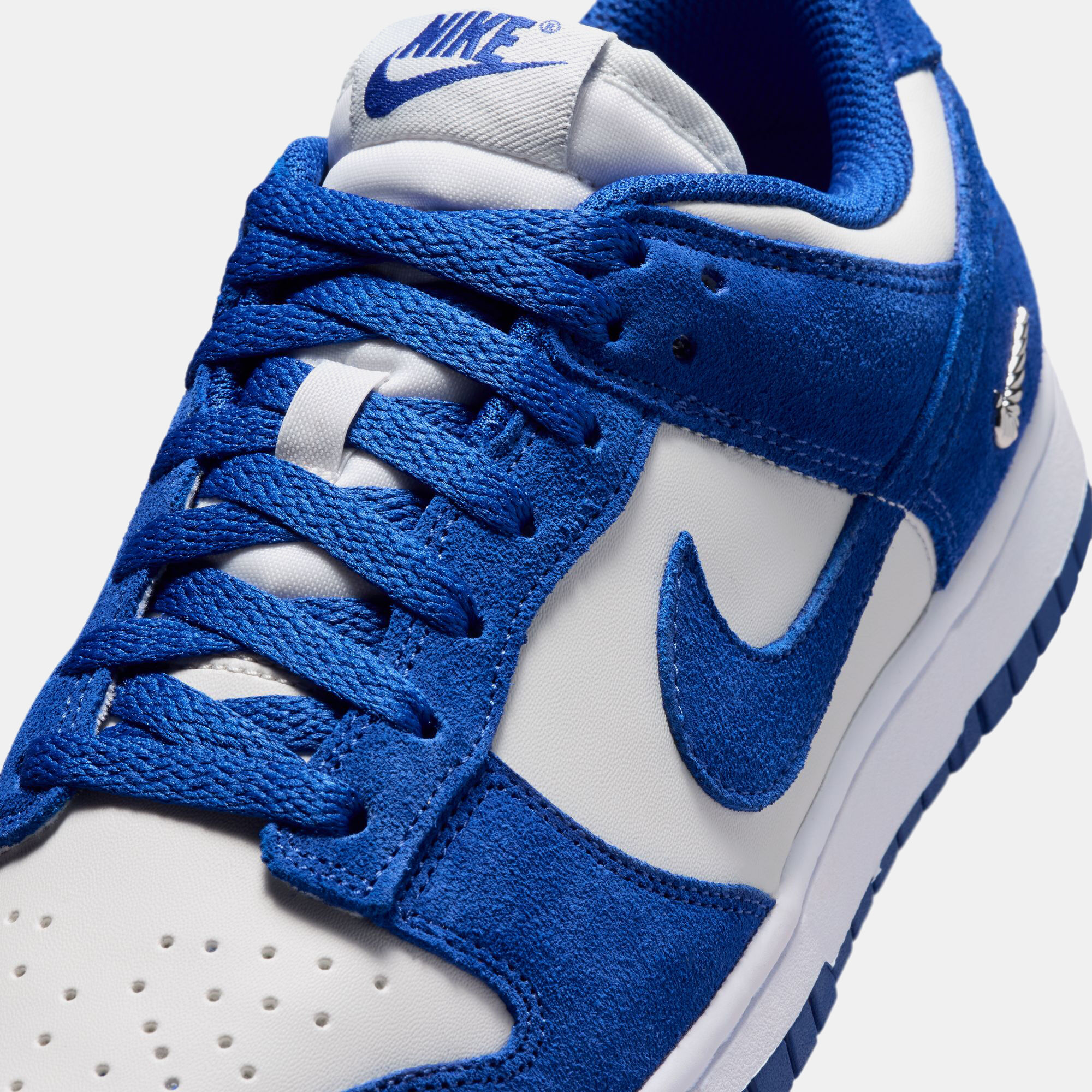 Nike Dunk Low Suede image number 9