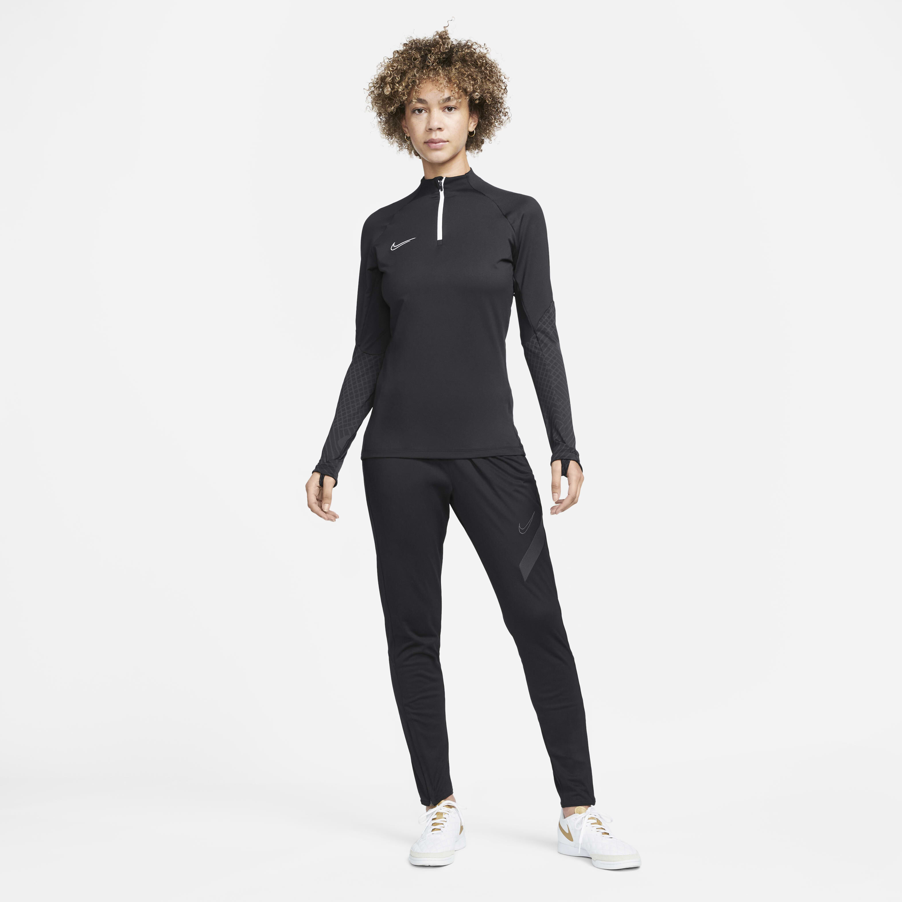 Nike Dri-FIT Strike image number 4