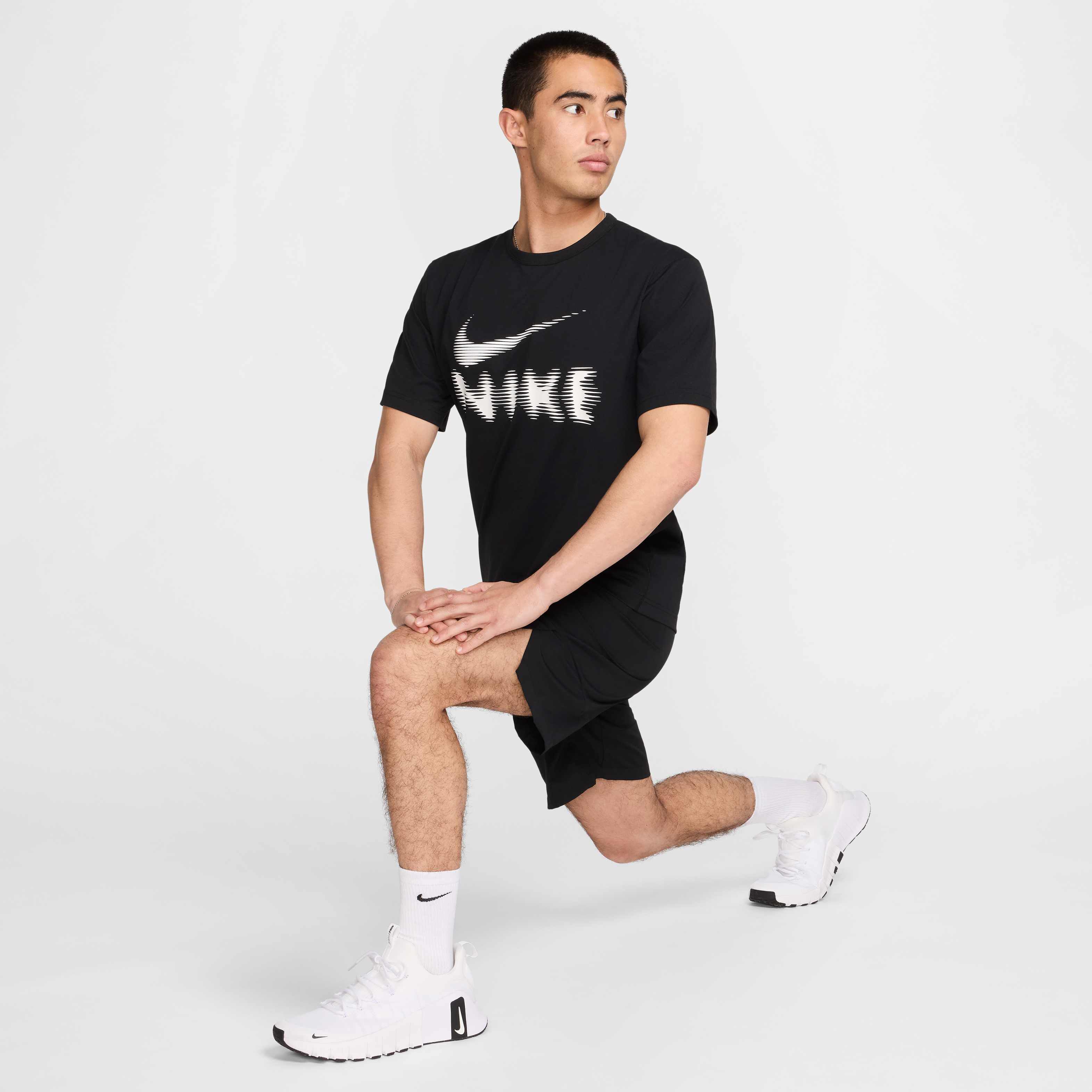 Buy Nike Hyverse Men's Dri-FIT UV Versatile T-Shirt - Black