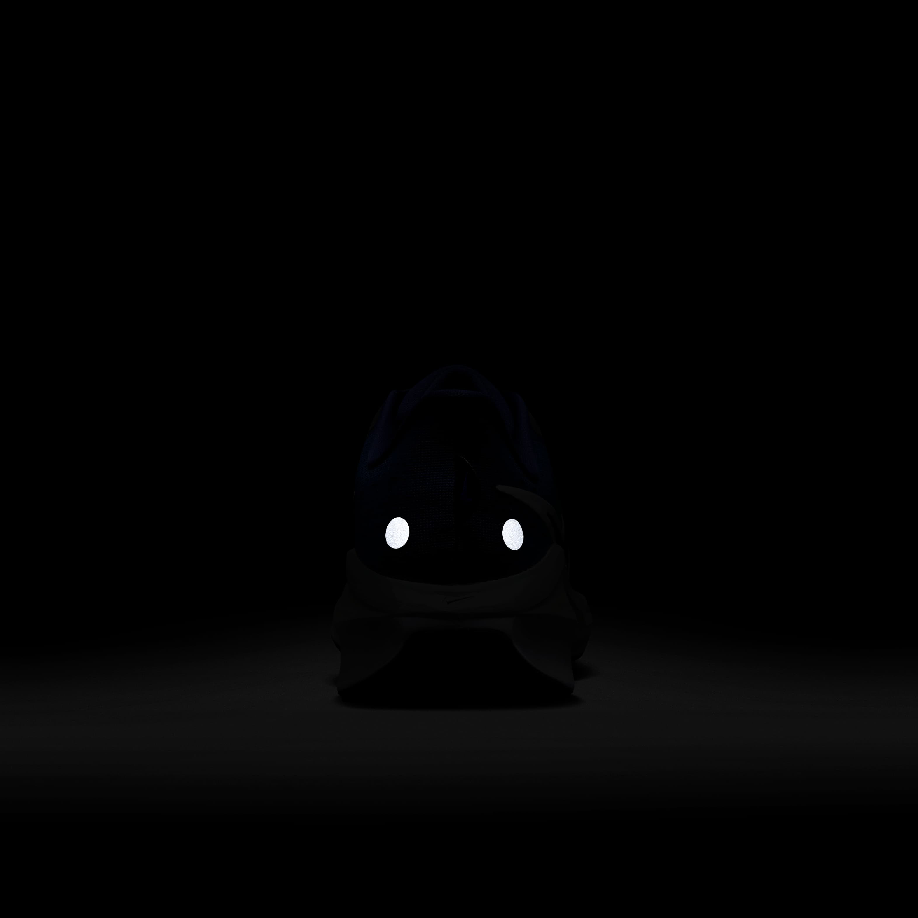 نايكي فوميرو 17 image number 10