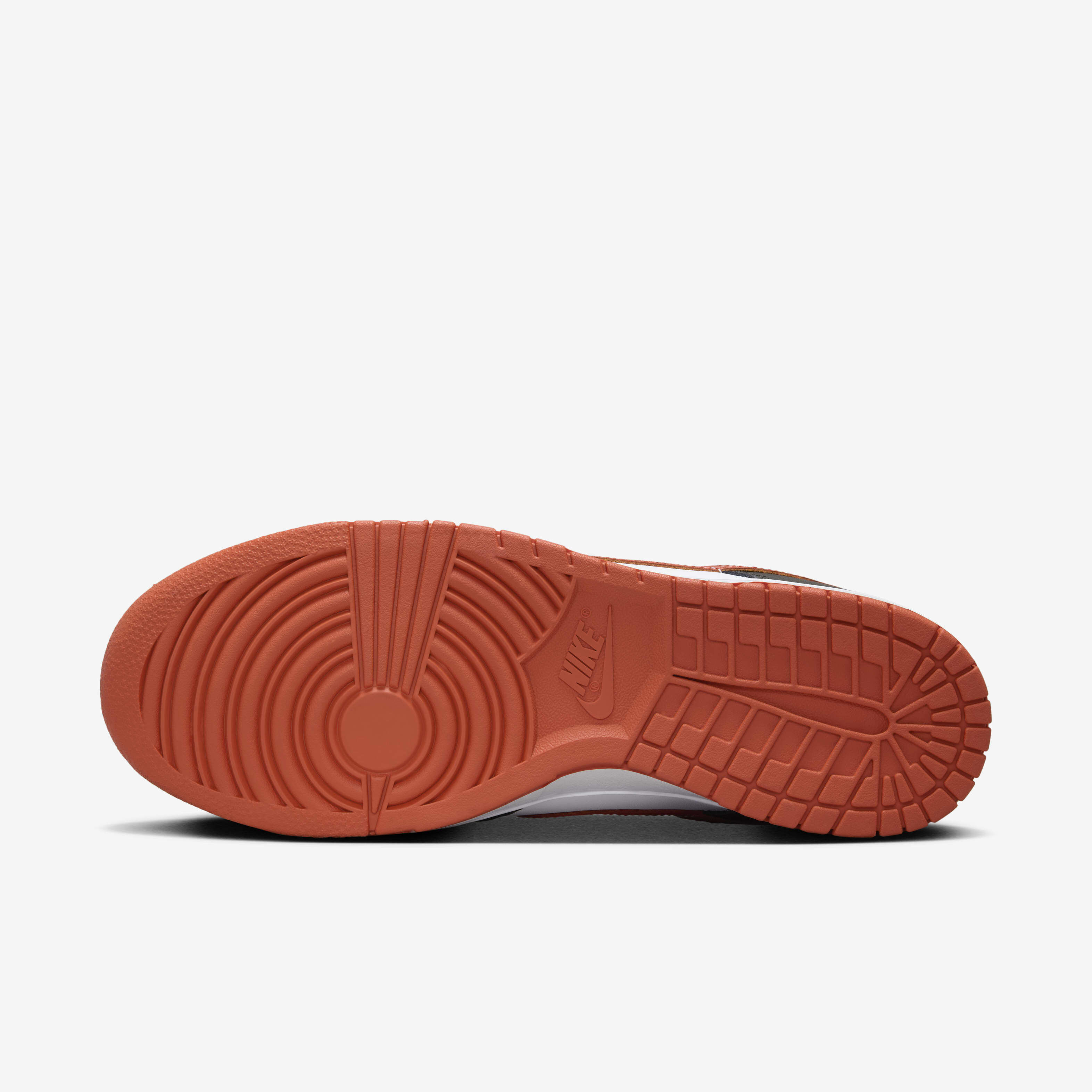 Nike Dunk Low Retro image number 1