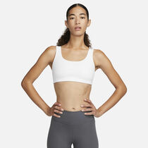 Nike Alate All U