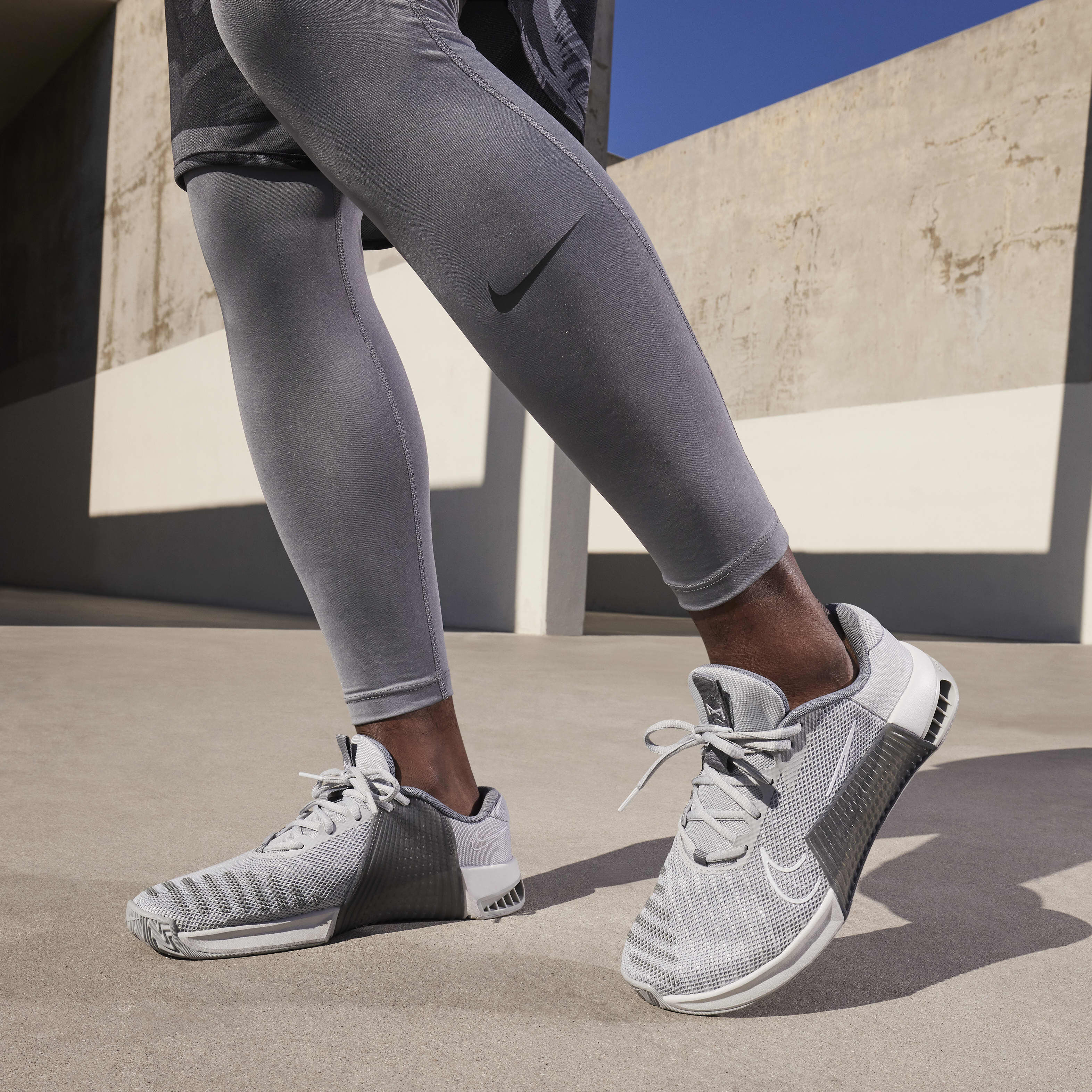 Gray nike metcon hot sale