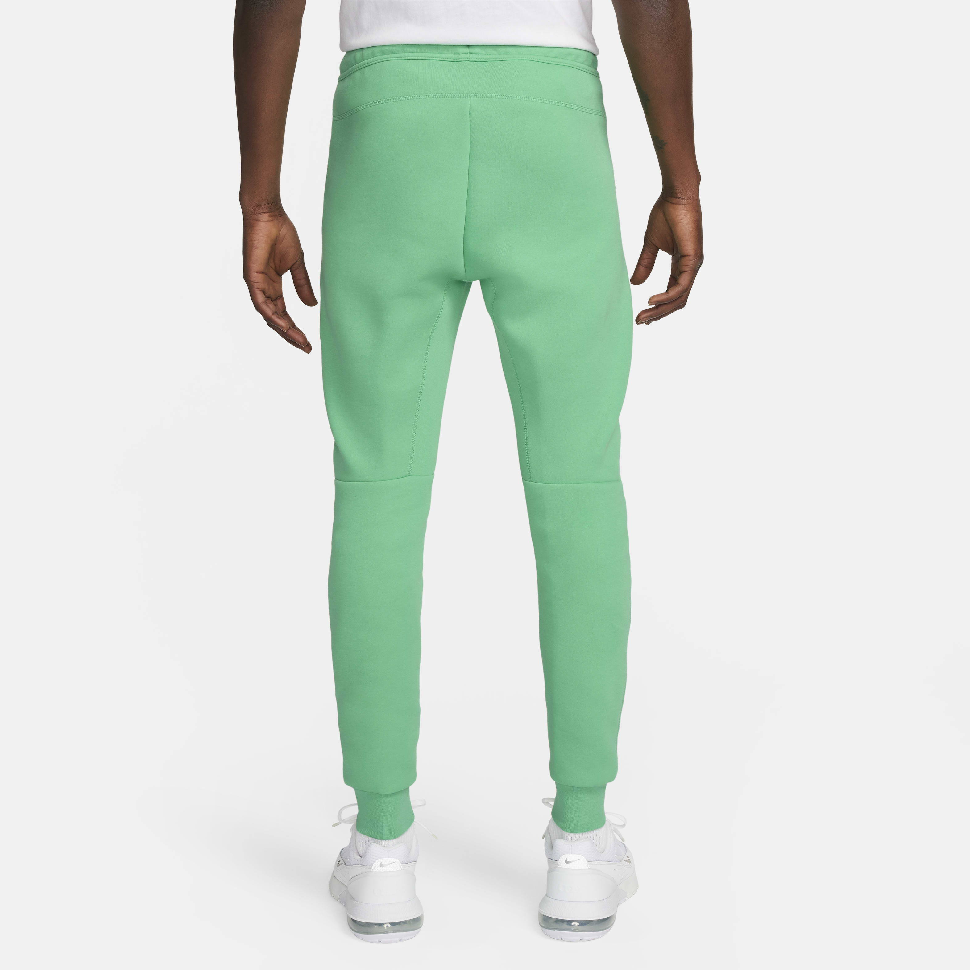 Buy Nike Sportswear Tech Fleece Men s Joggers Spring Green Black Nike Saudi Official
