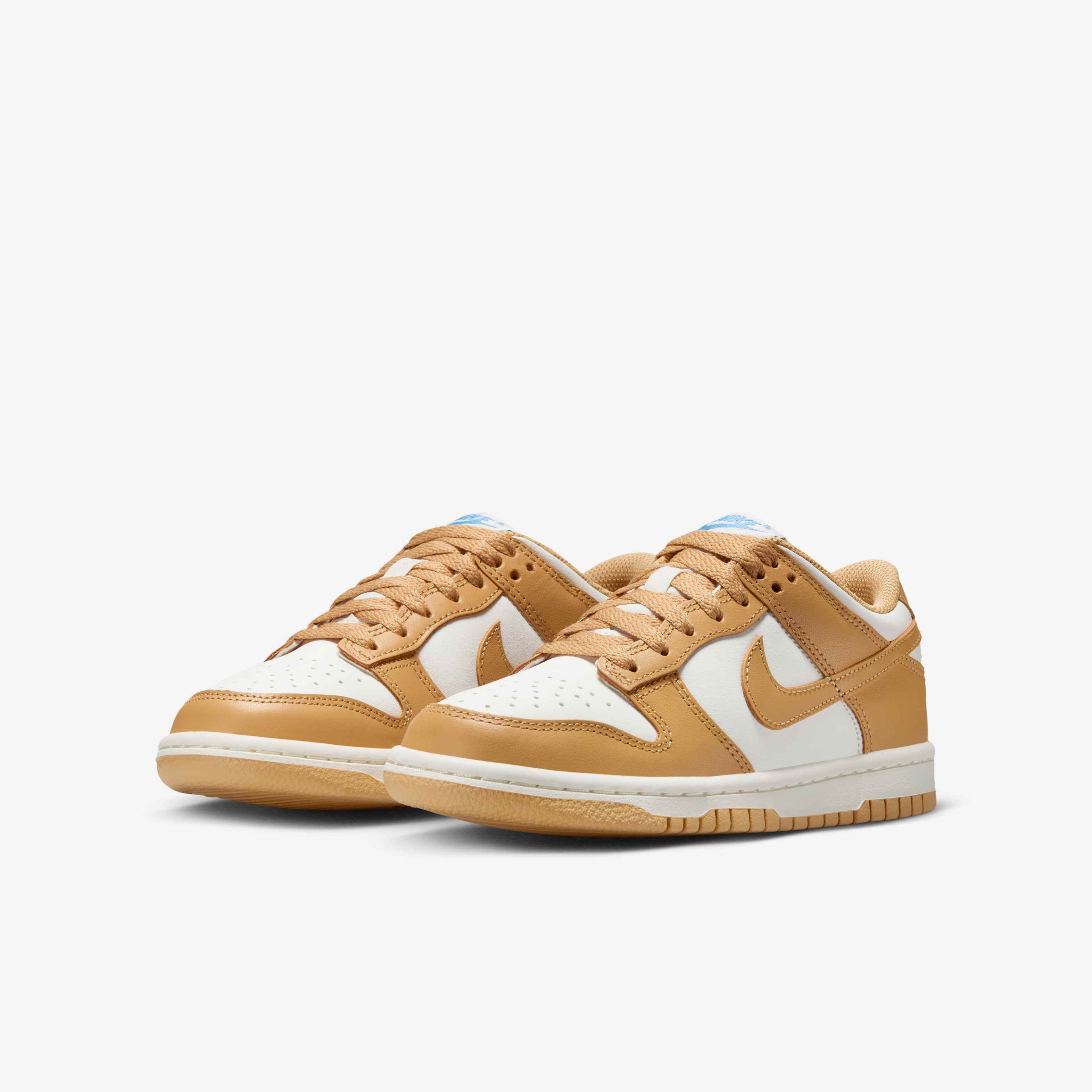 Nike Dunk Low image number 4