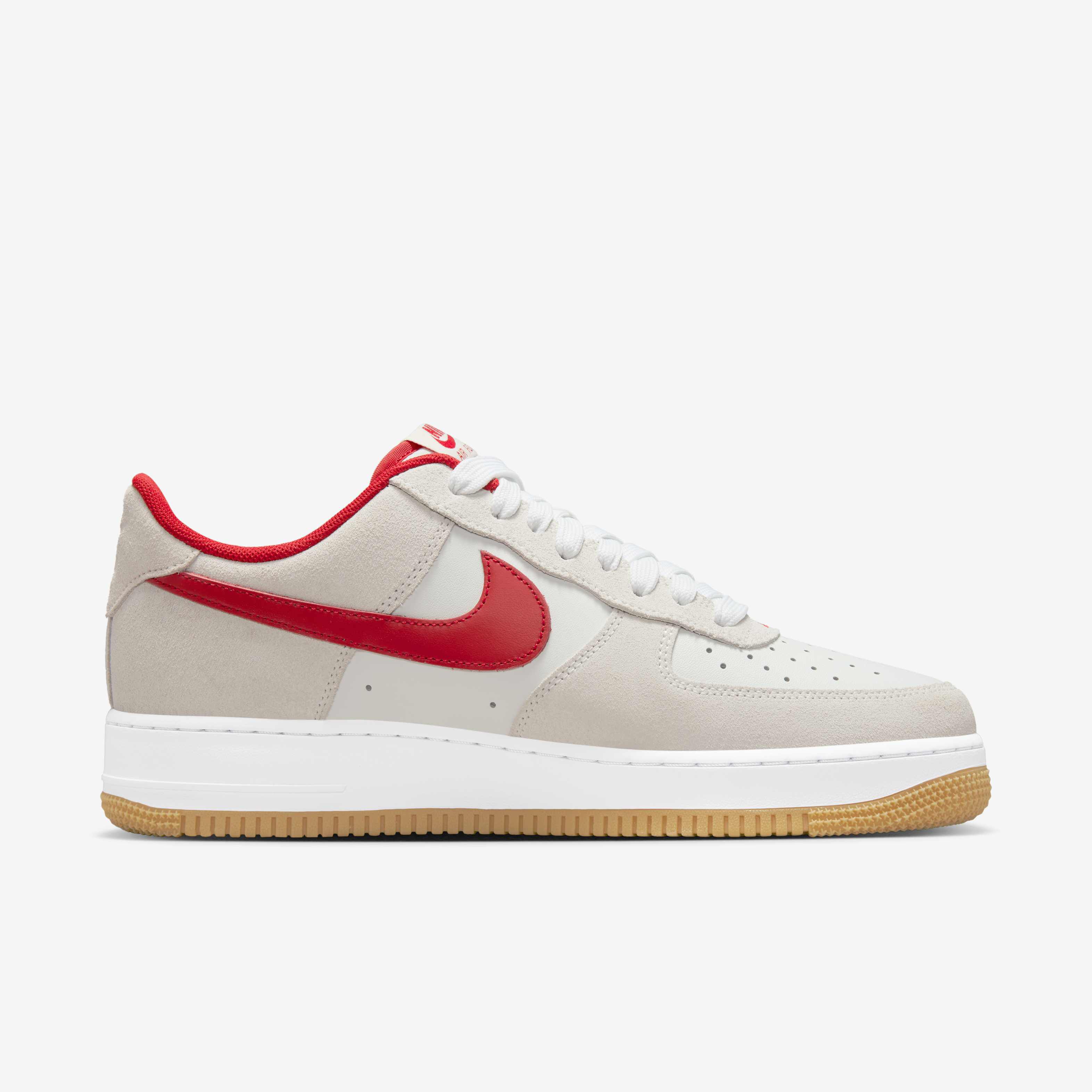 Nike Air Force 1 '07 LV8 image number 2