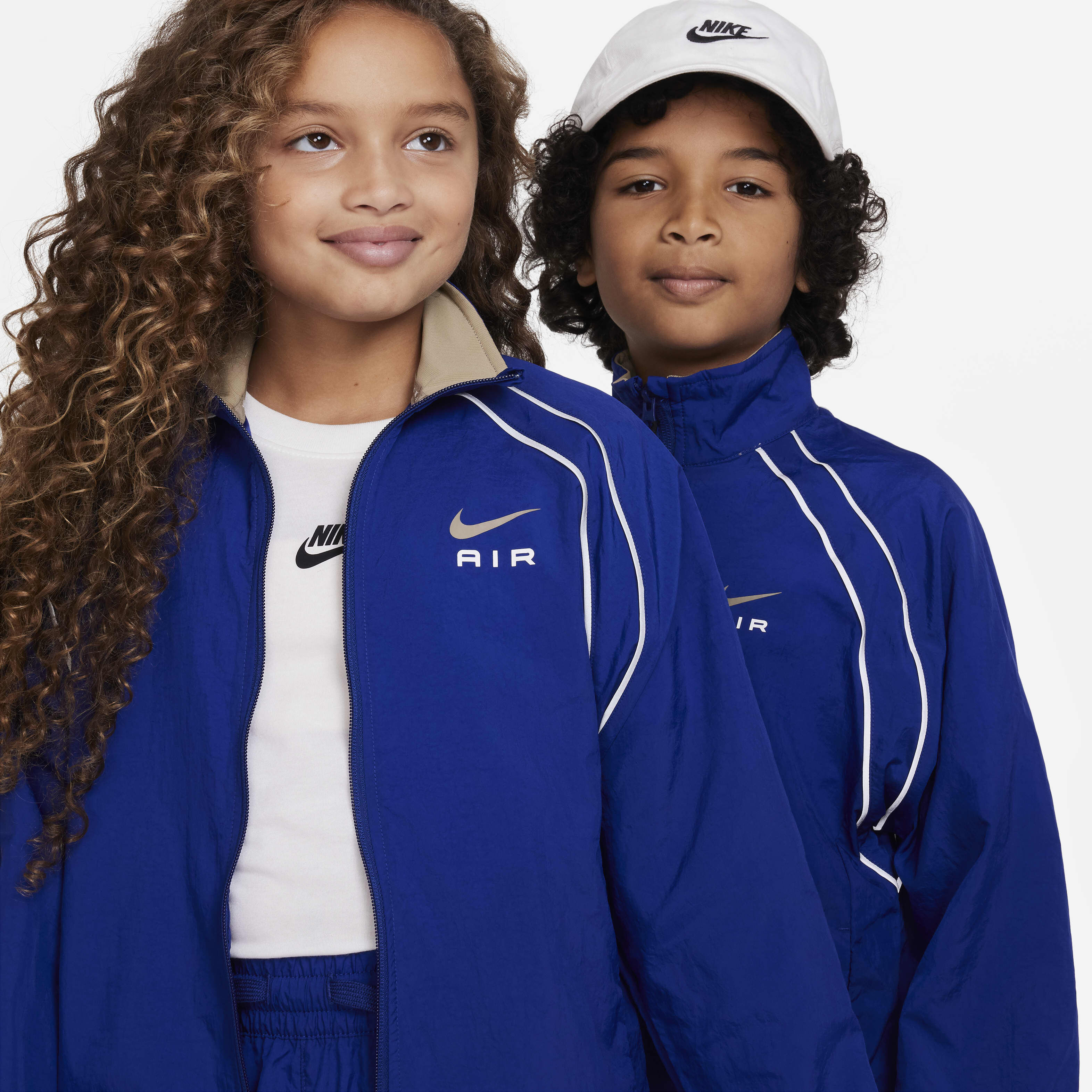 بدلة رياضية اير image number 3