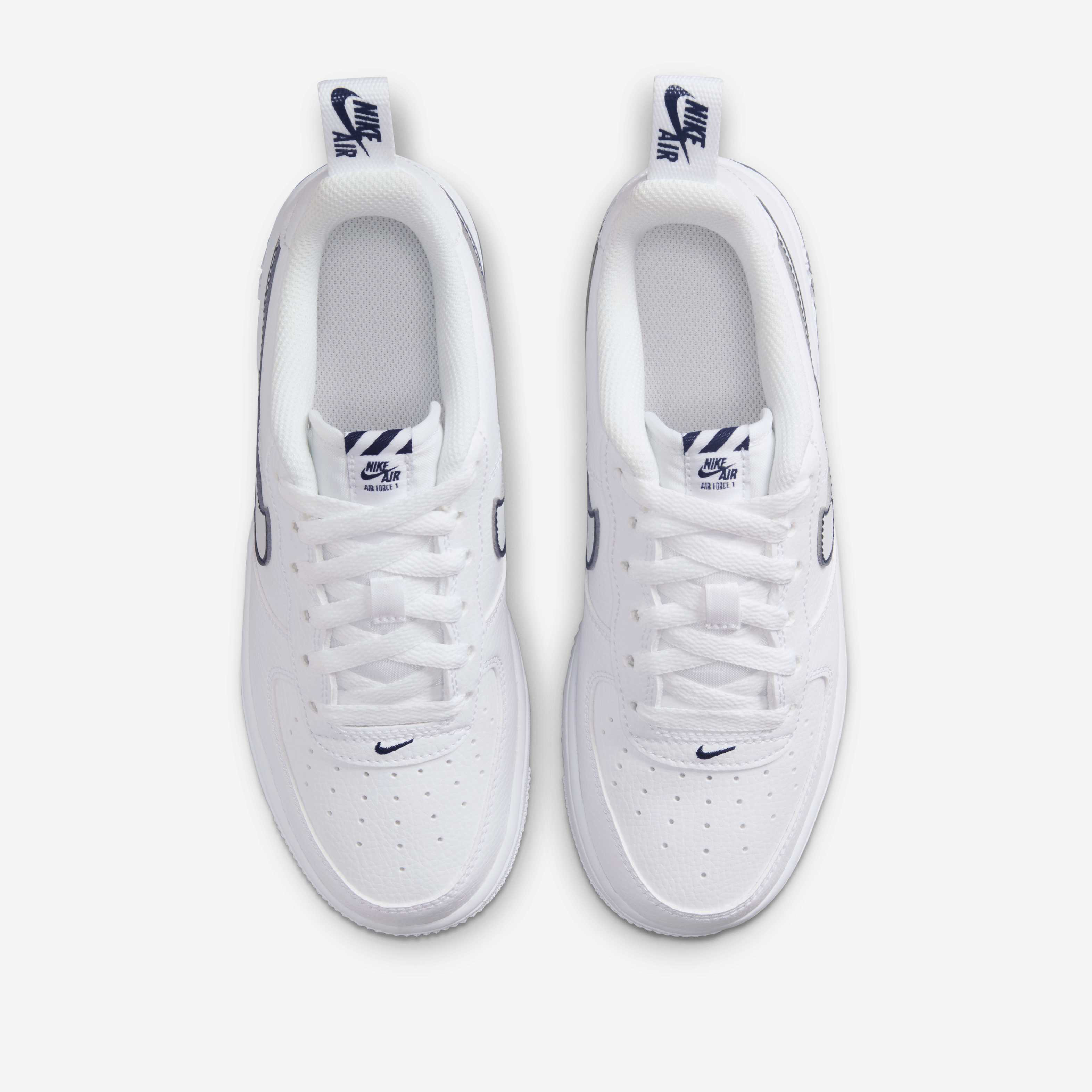 Nike Air Force 1 LV8 image number 3