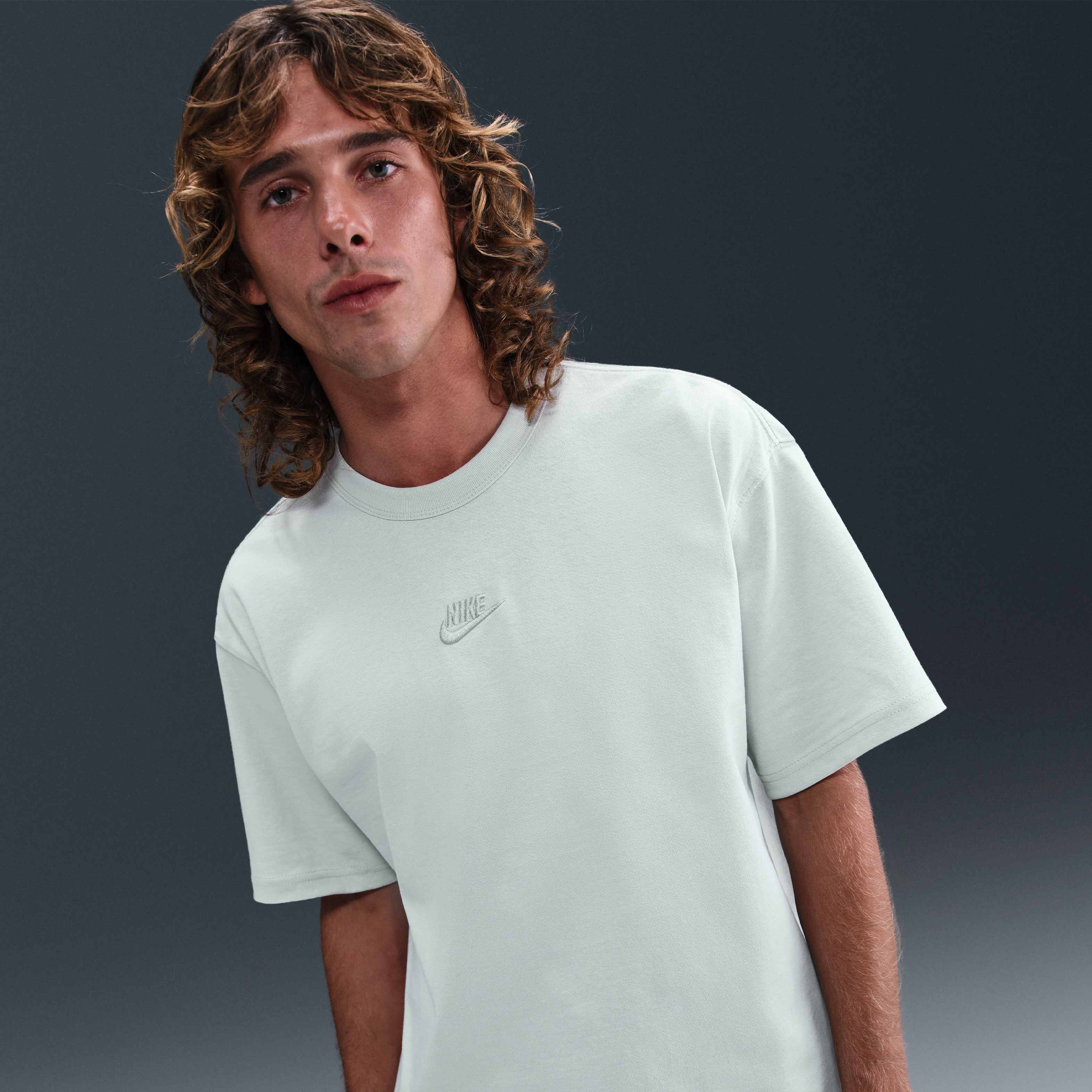 نايكي سبورتسوير بريميوم ايسنشالز image number 0