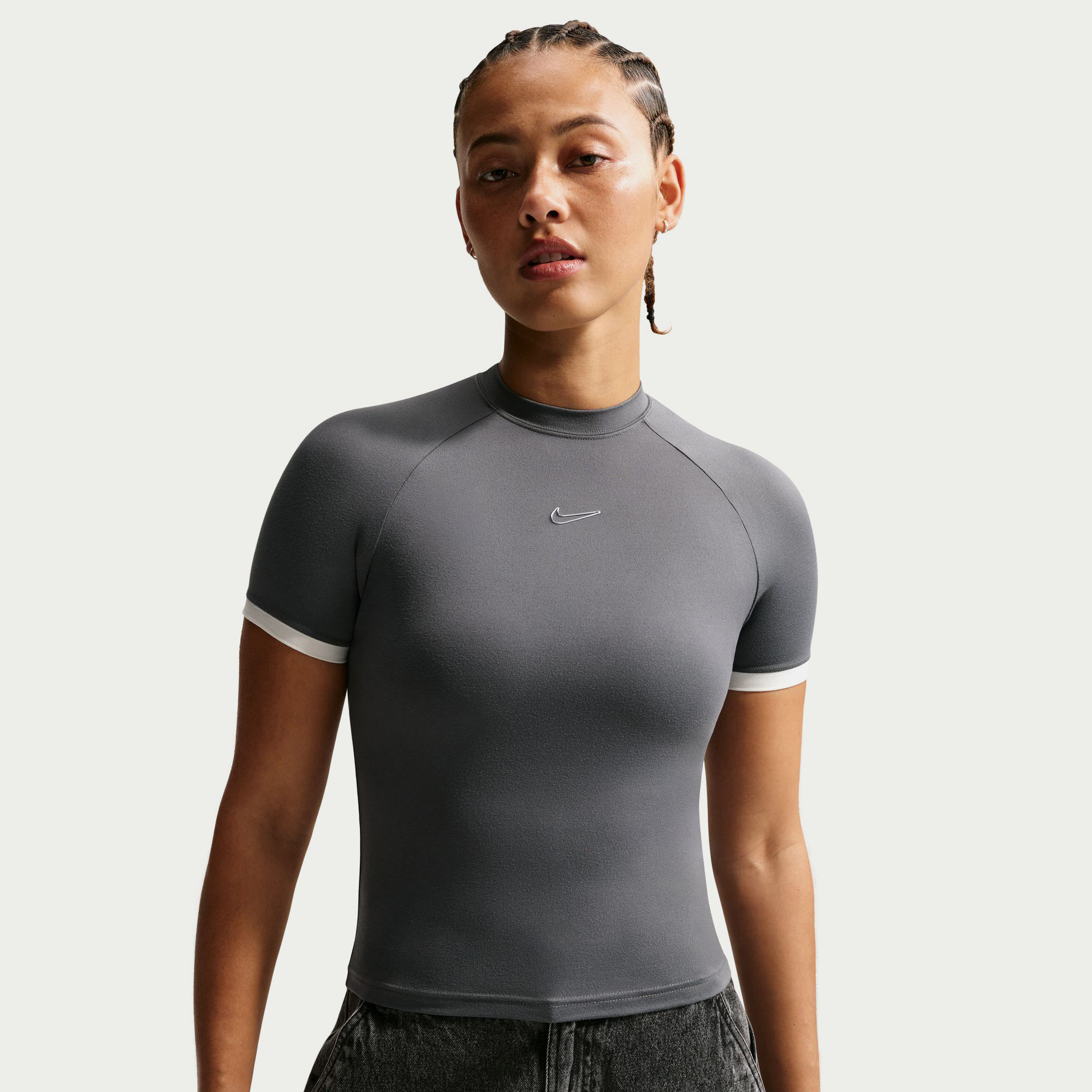 نايكي سبورتسوير image number 2