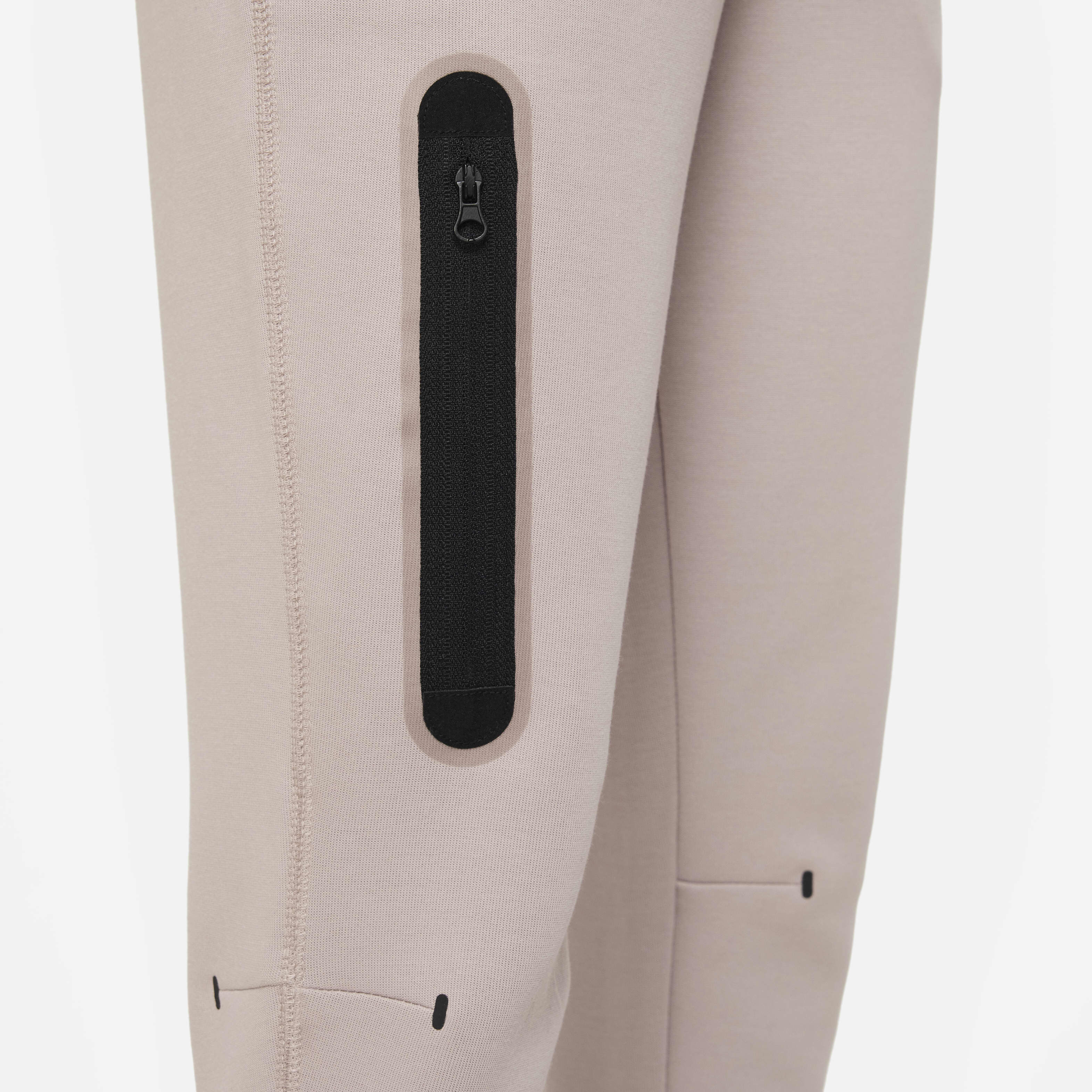 Nike Sportswear Tech Fleece image number 3