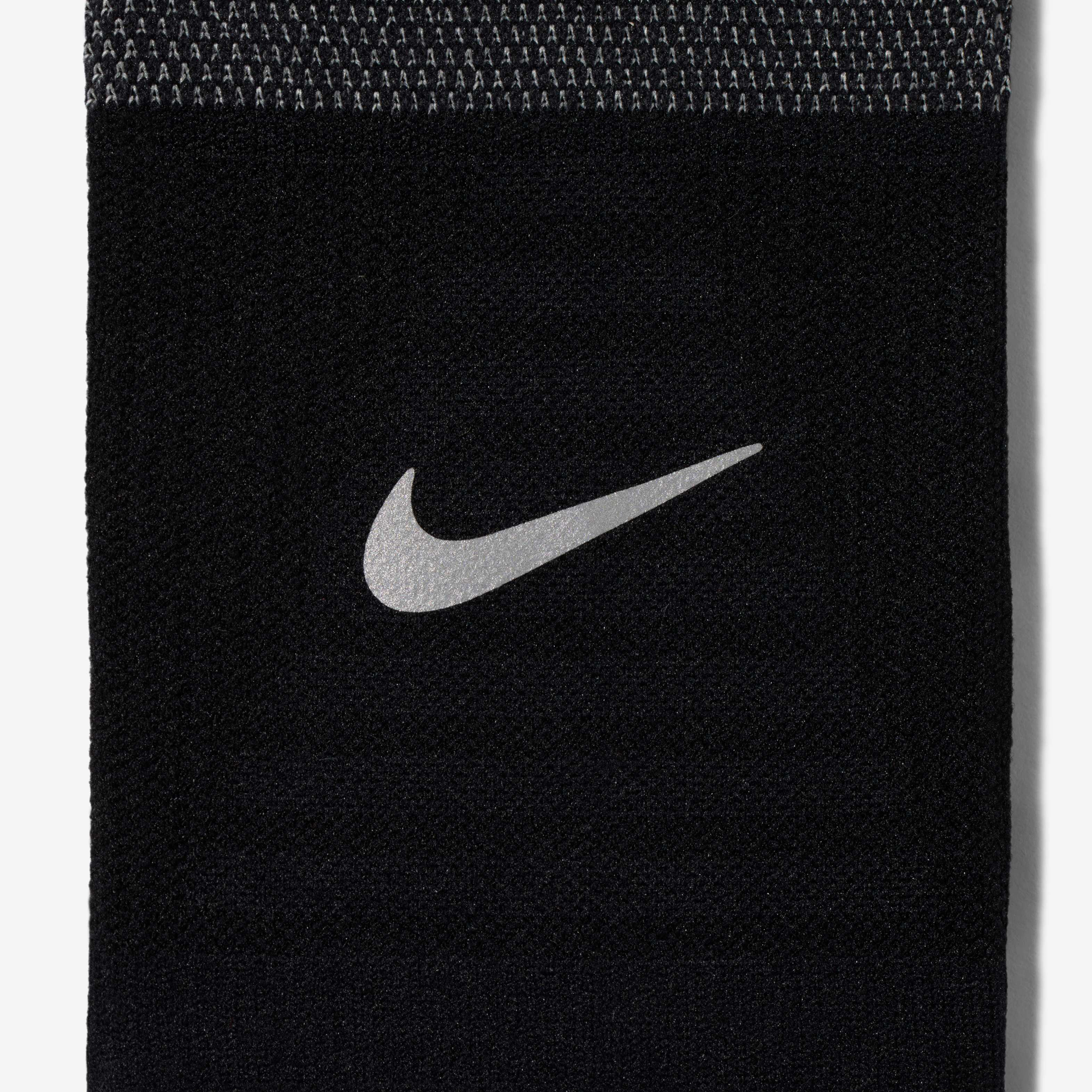 Zoom image
