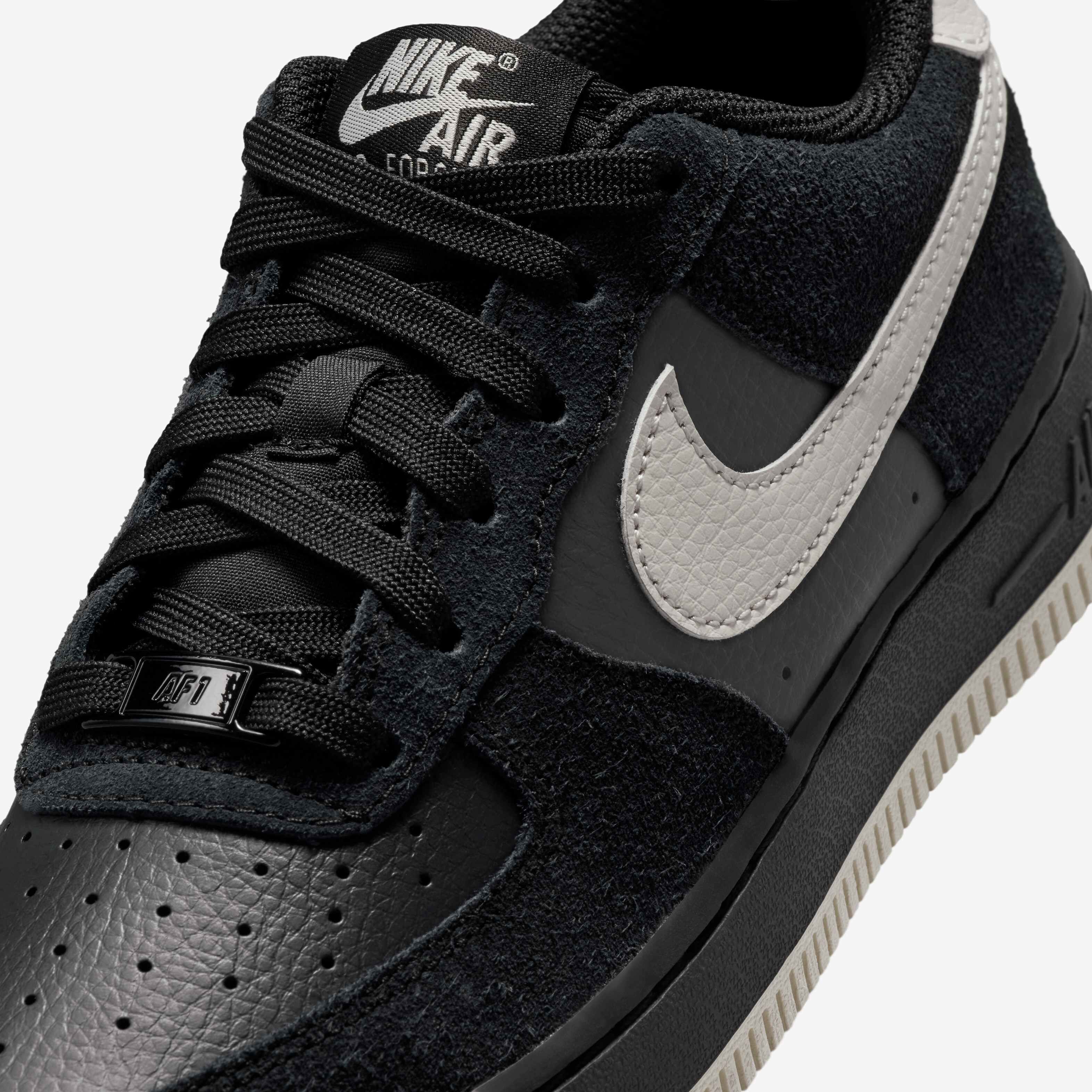 lv8 2 air force 1