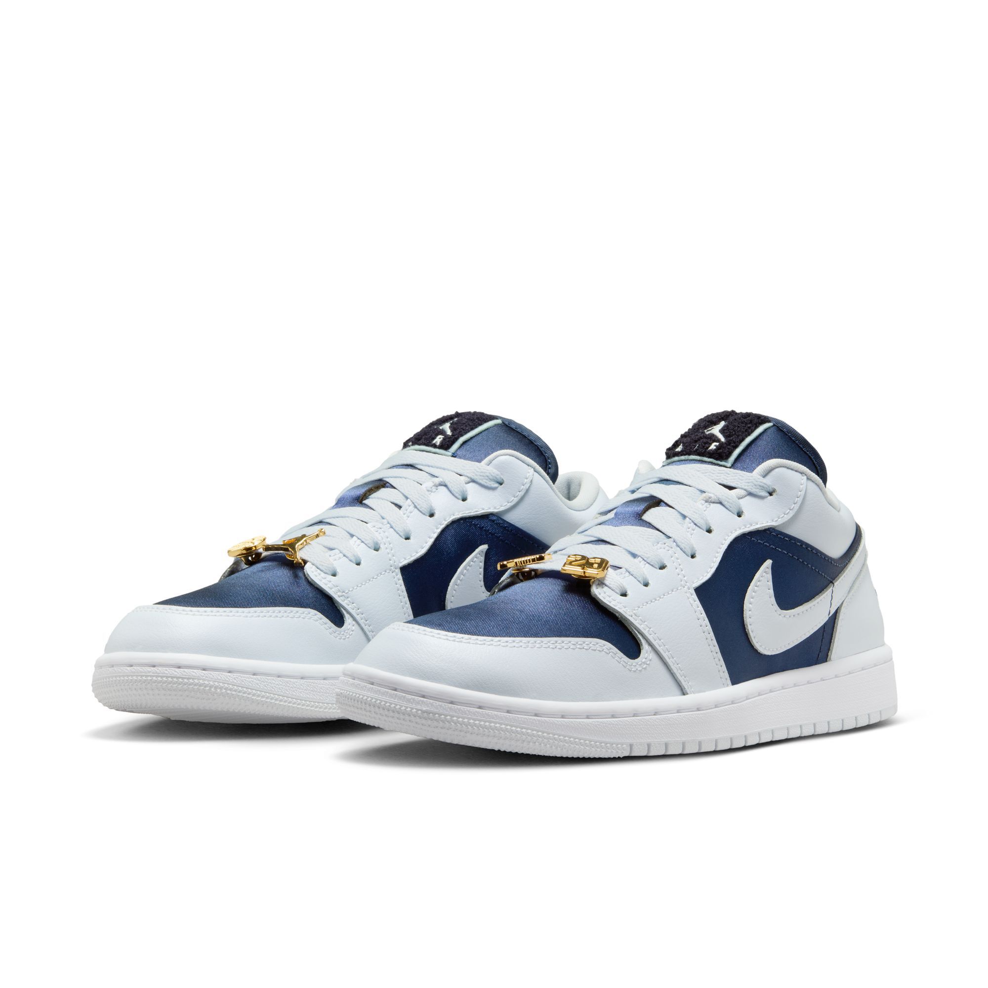 Air Jordan 1 Low SE image number 2