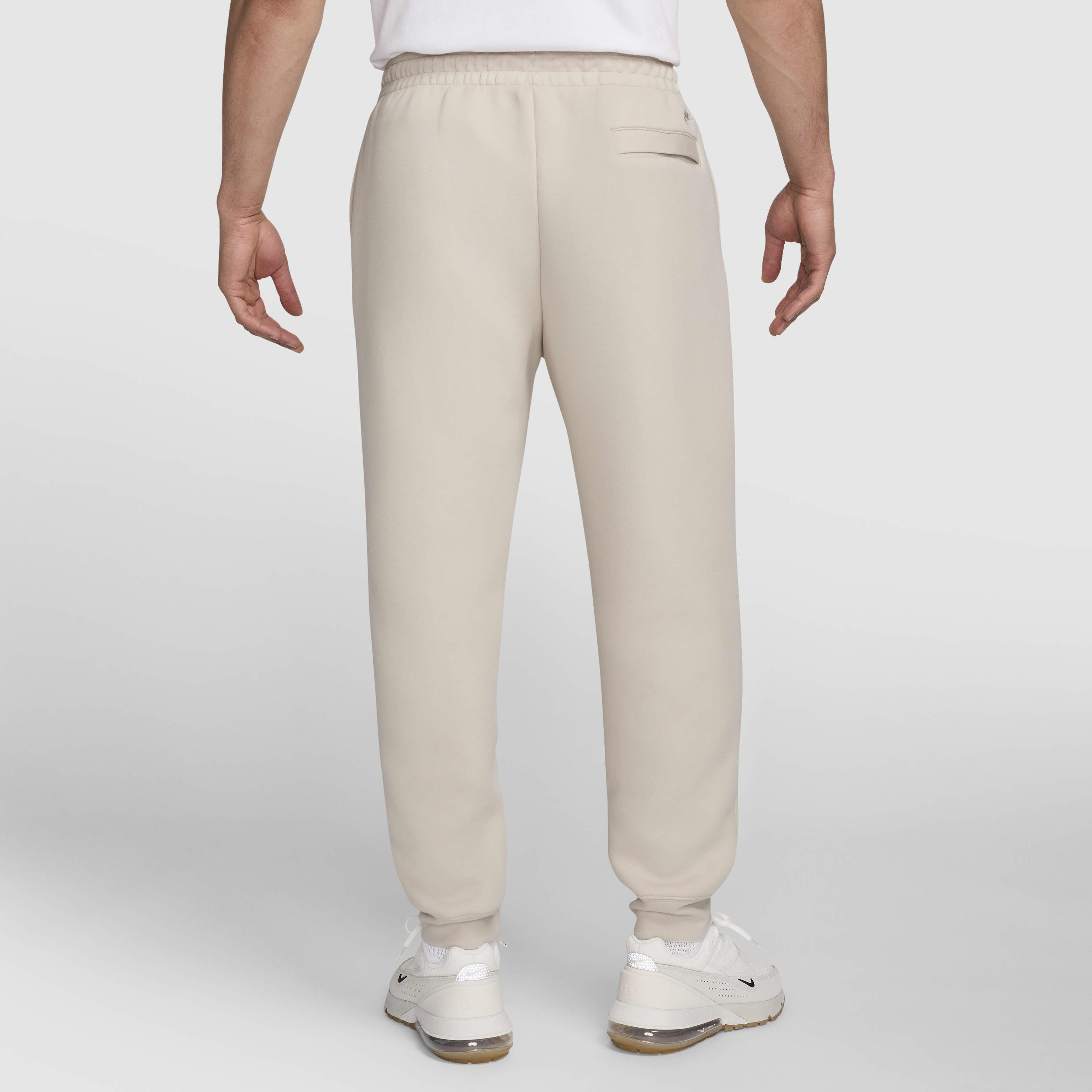 Nike Tech image number 1
