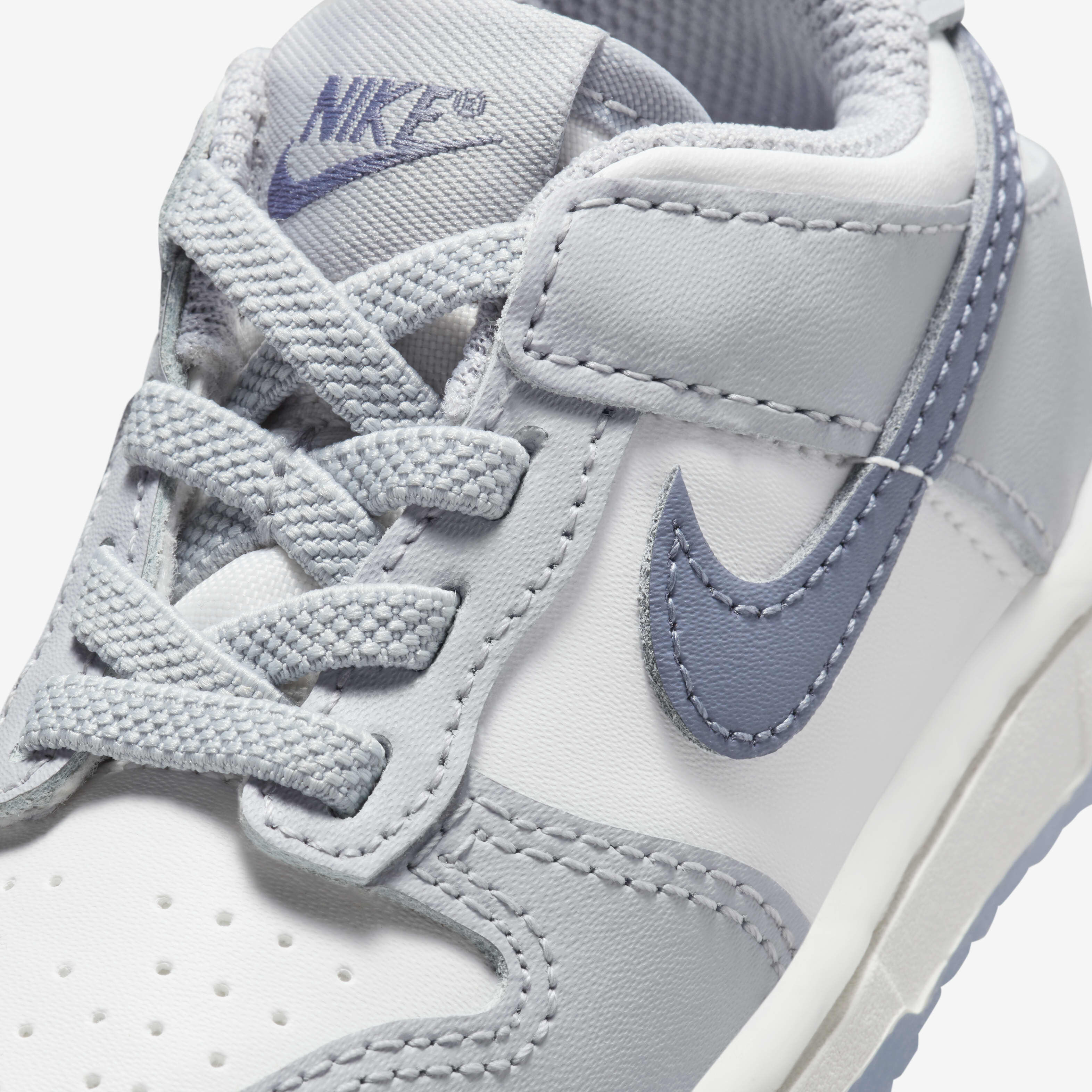 Nike Dunk Low image number 6