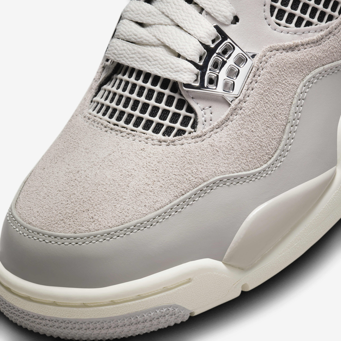 Air Jordan 4 Retro image number 6 Air Jordan 4 Retro image number 6