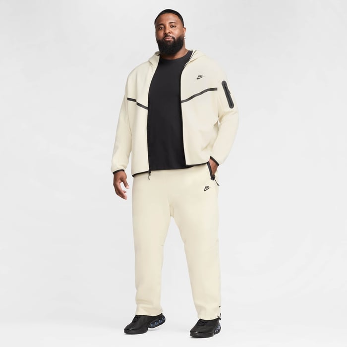 نايكي تك image number 16 نايكي تك image number 16