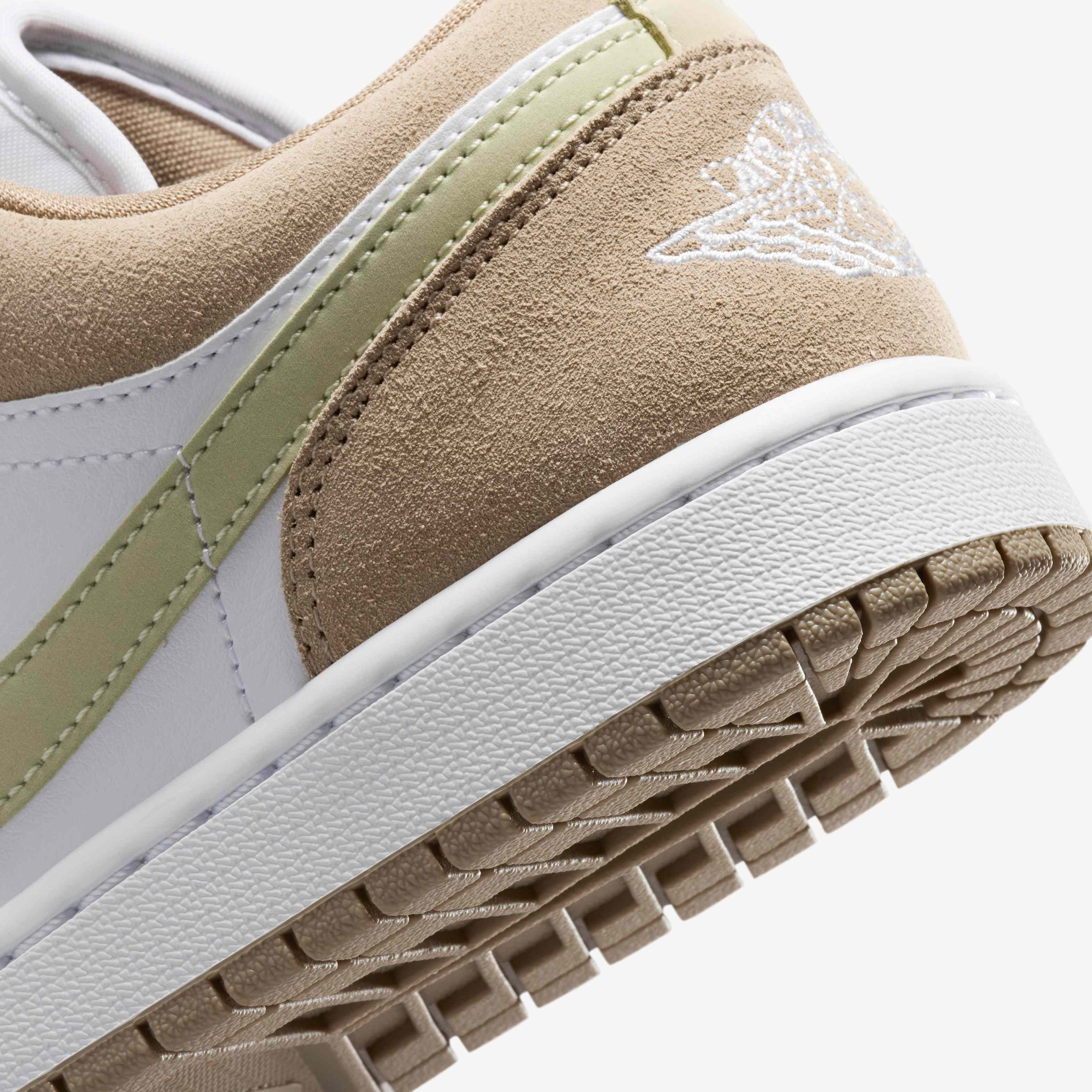 Air Jordan 1 Low image number 7