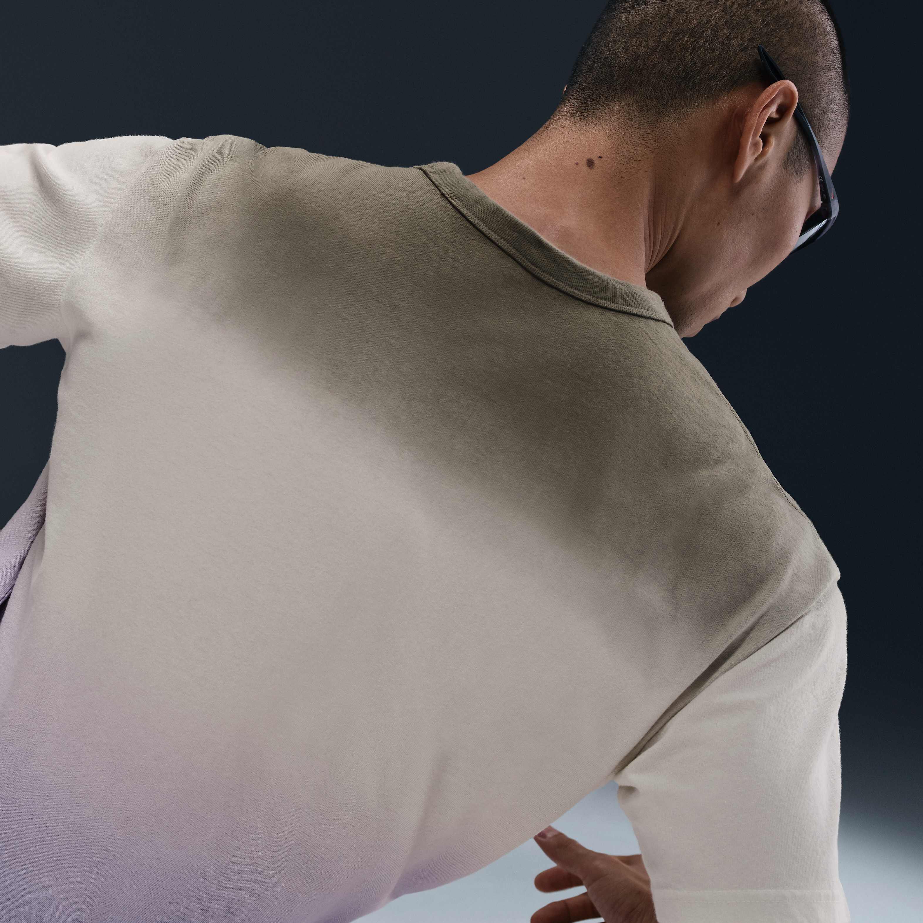 نايكي سبورتسوير image number 1