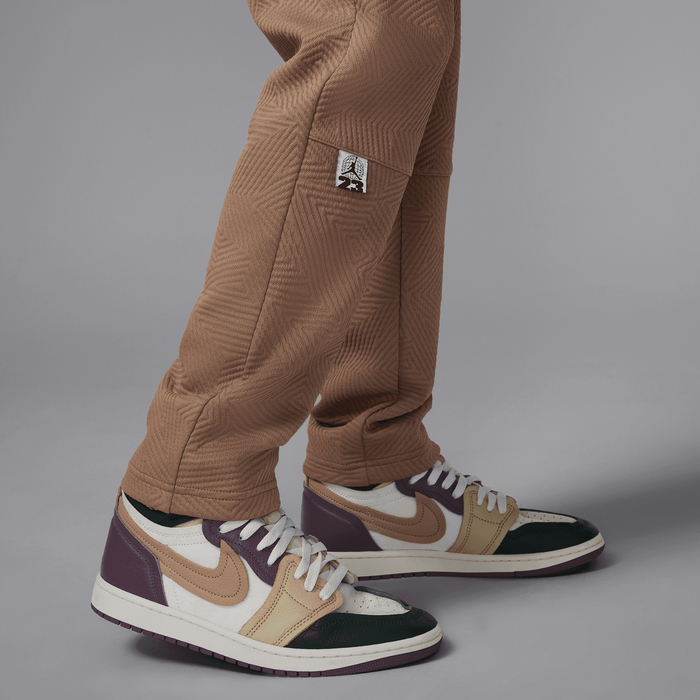 Jordan Sneaker School image number 6 Jordan Sneaker School image number 6