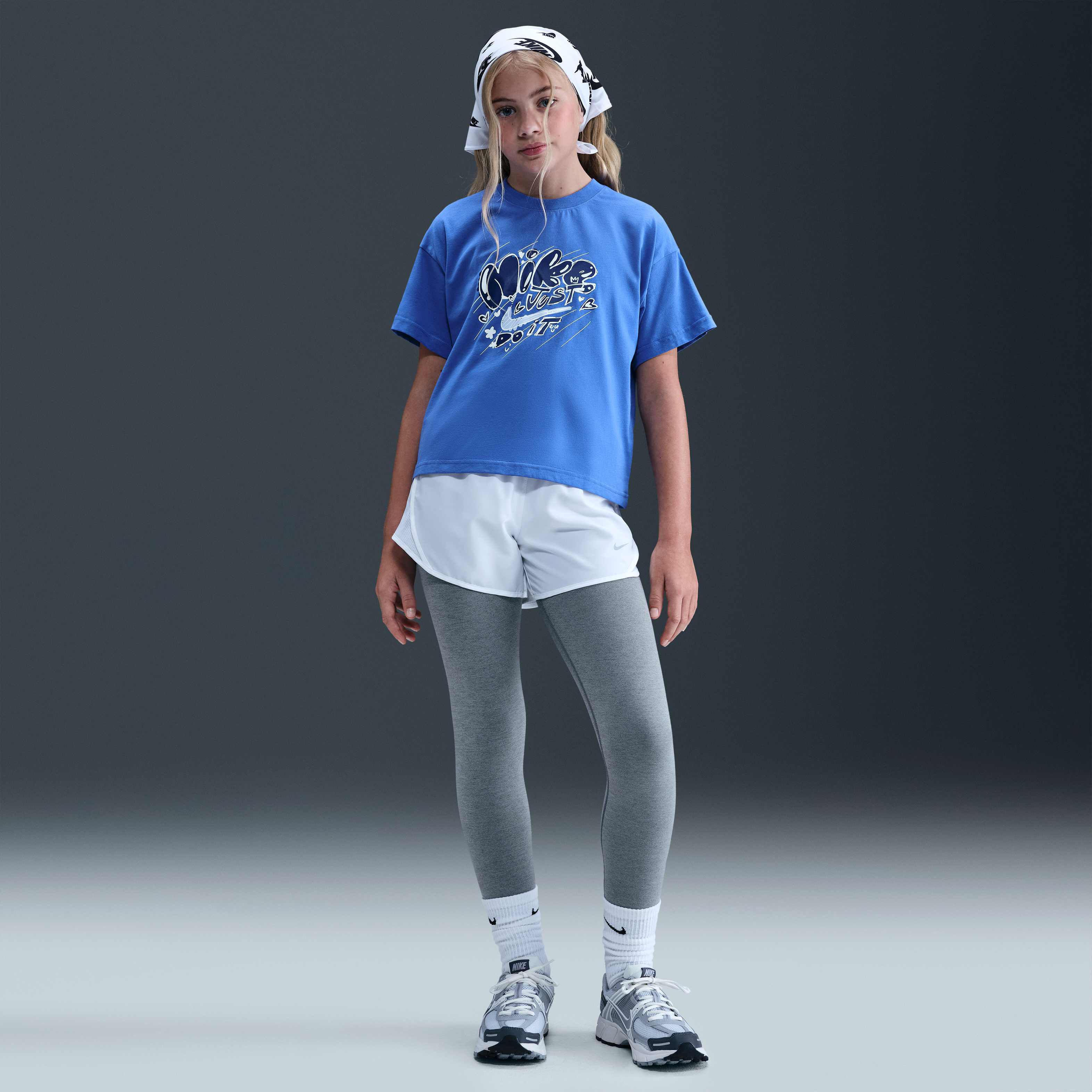 Nike Sportswear image number 3