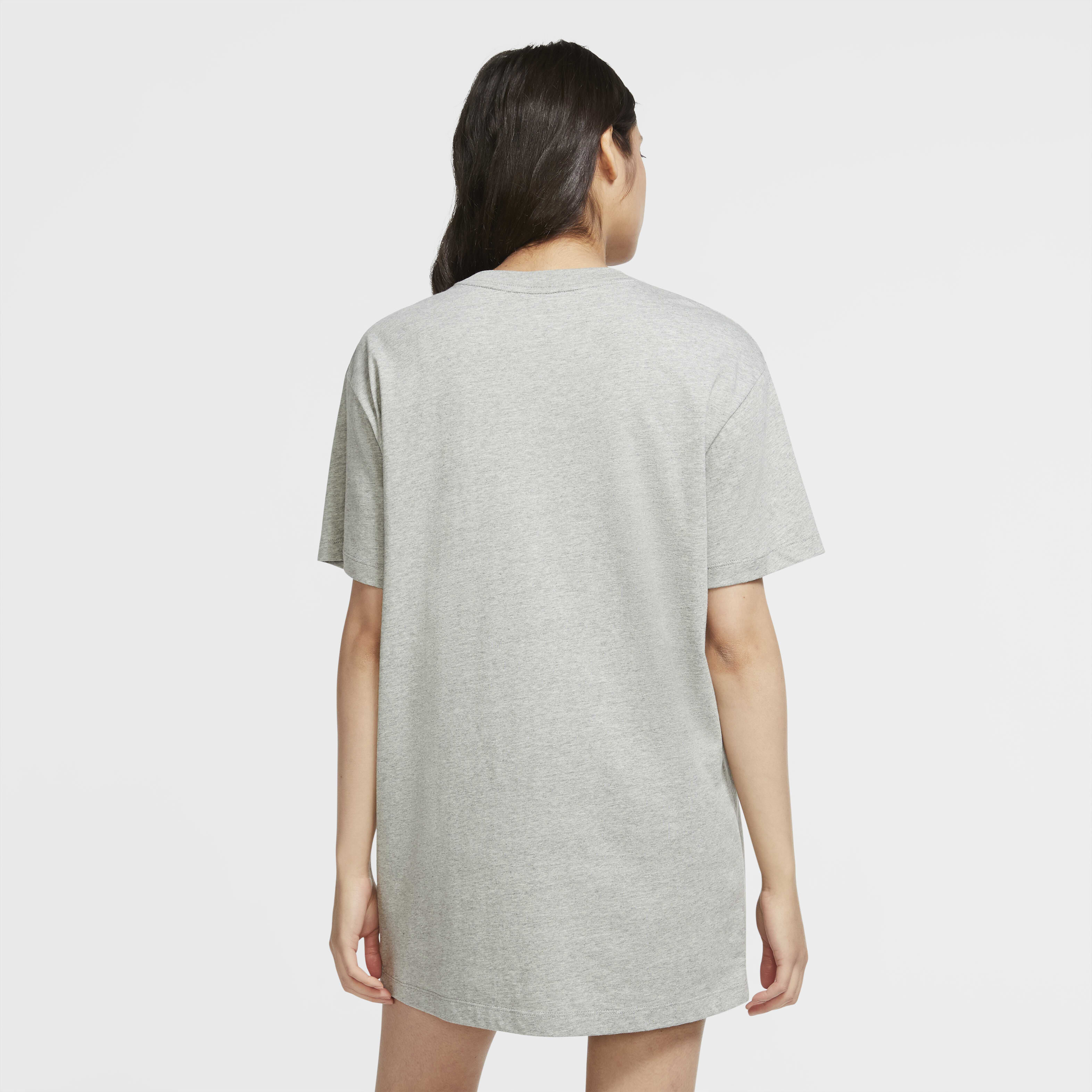 نايكي سبورتسوير ايسنشال image number 1