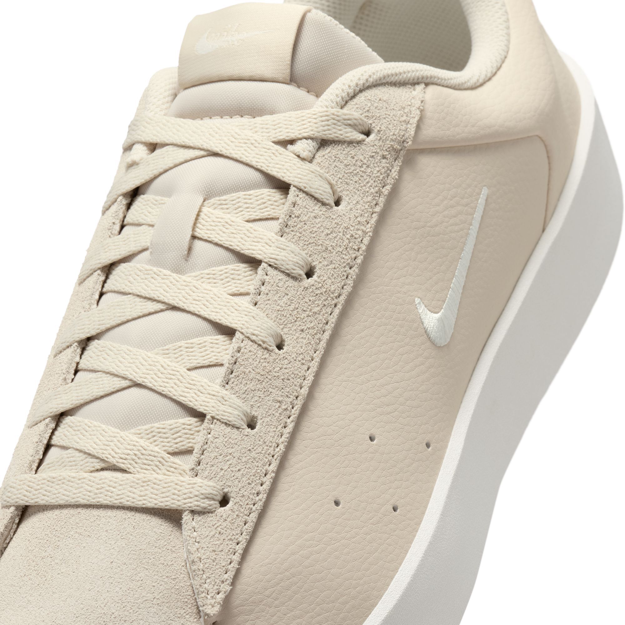 Nike Court Heritage image number 9