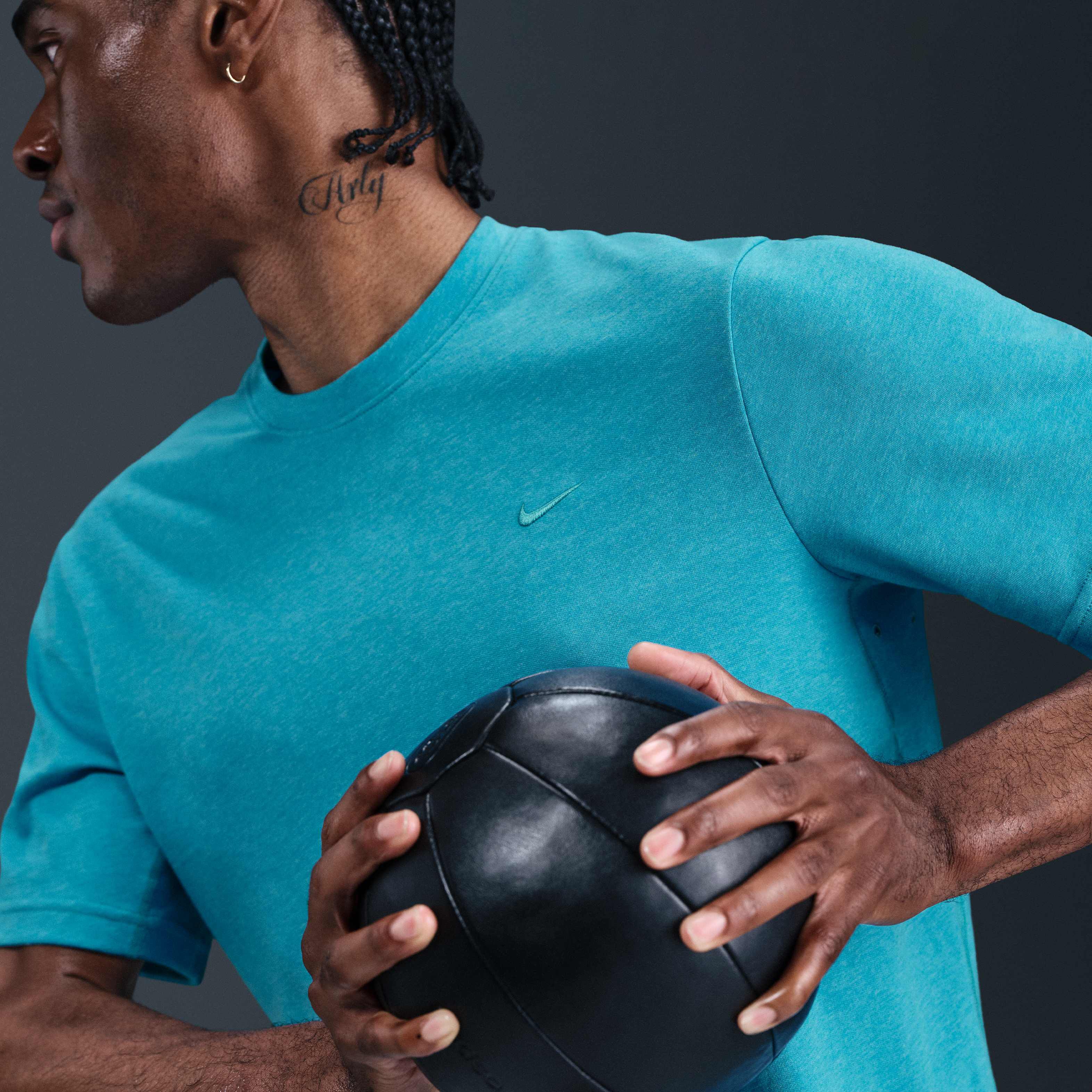 Nike Primary image number 2