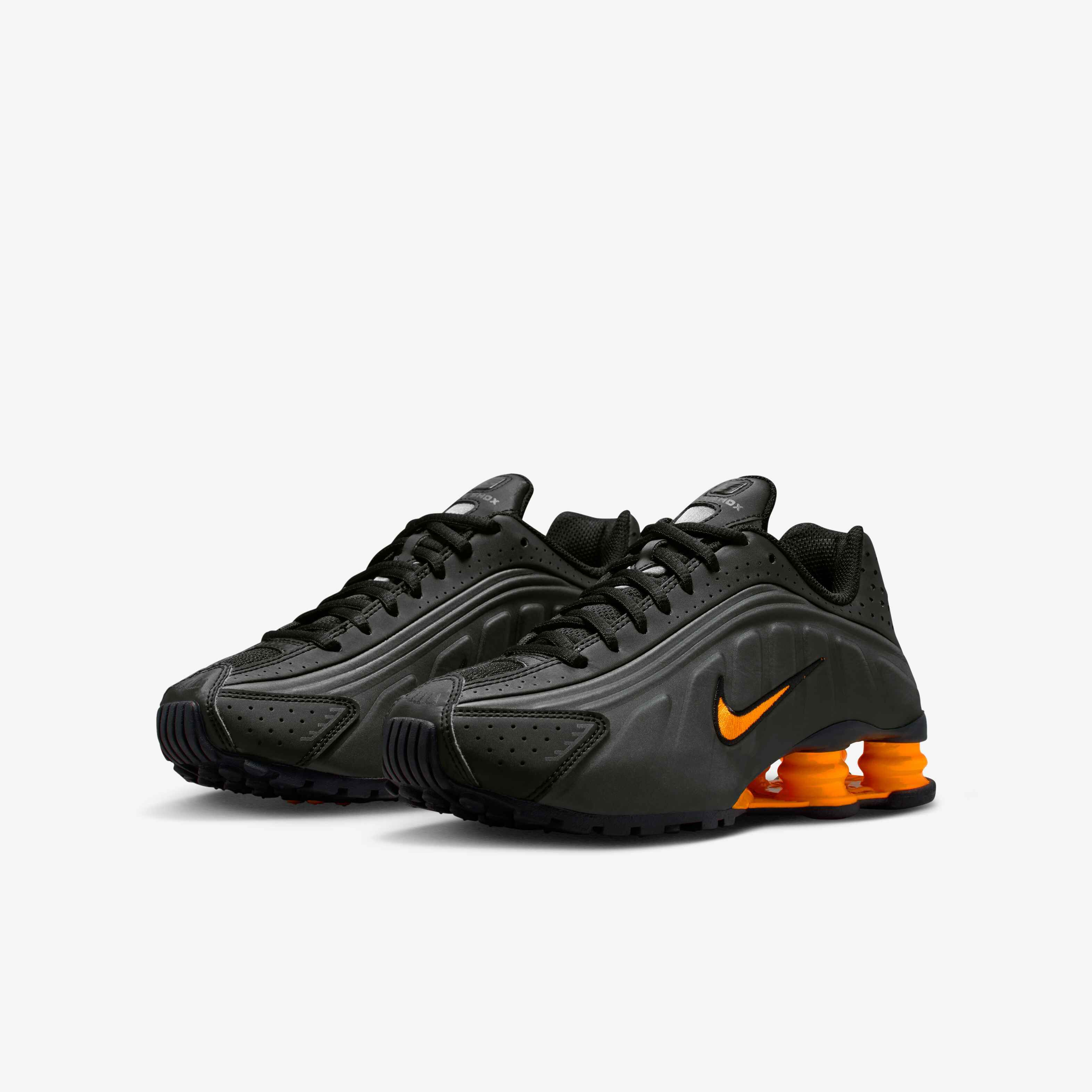 Nike Shox R4 image number 4