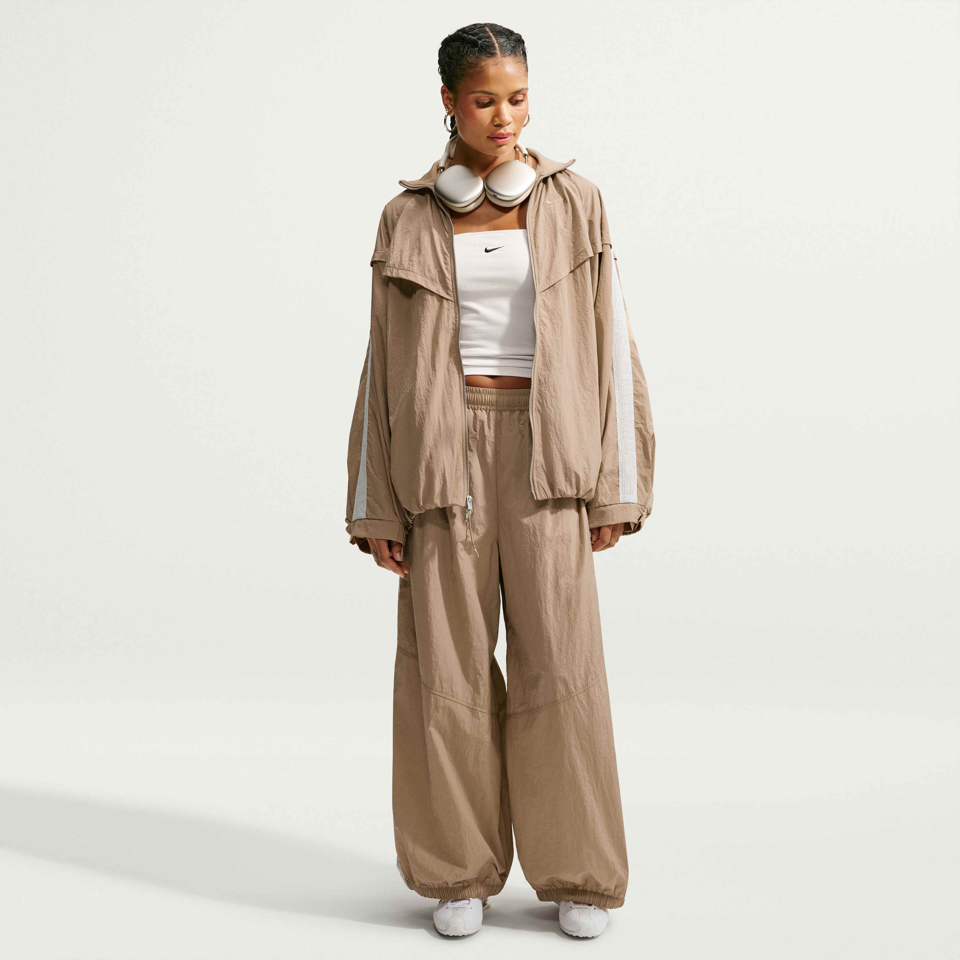 foolish nikki コットンパンツ ベージュ Buy Nike Sportswear Women's Oversized High-Waisted Balloon Track
