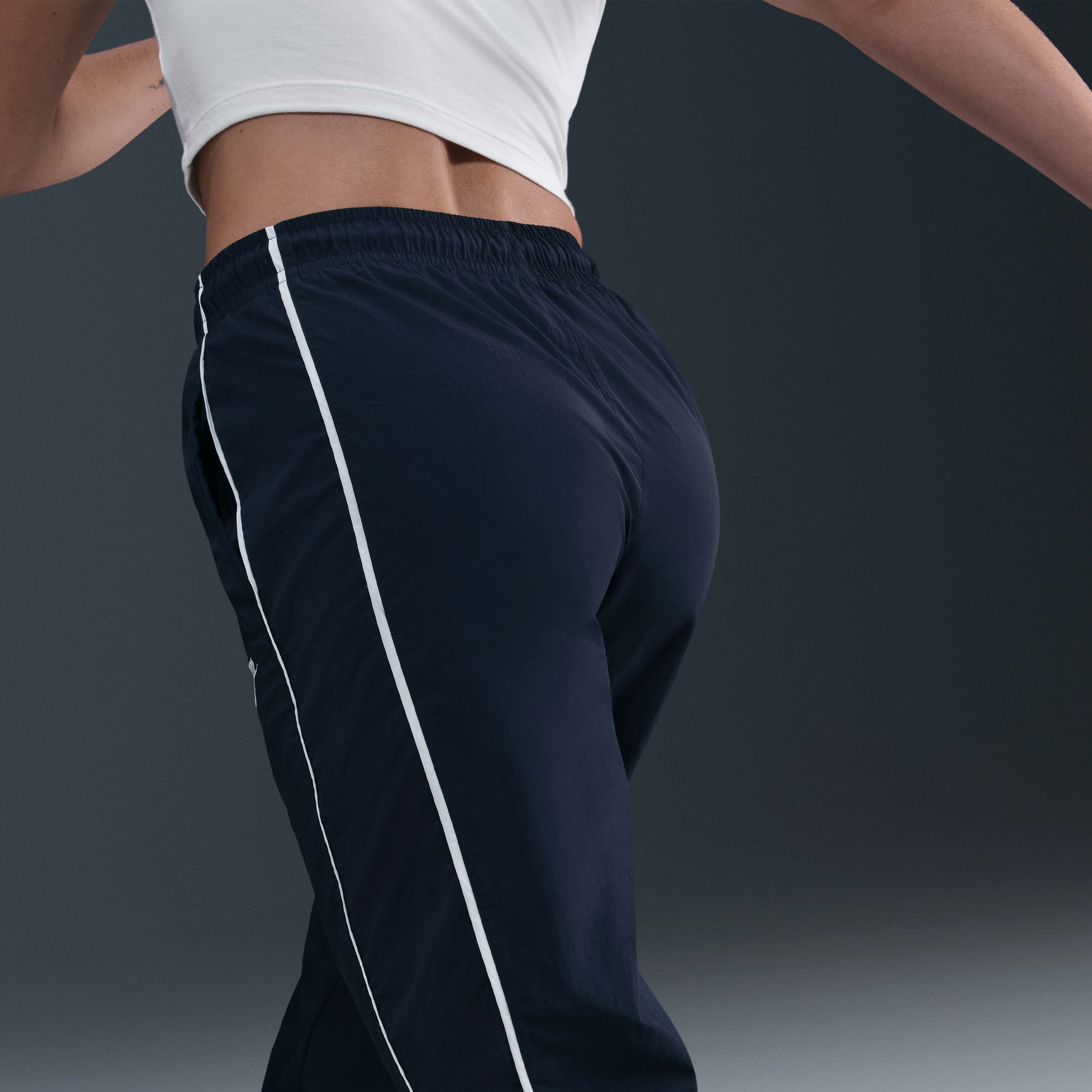 Nike Sportswear Windrunner image number 2