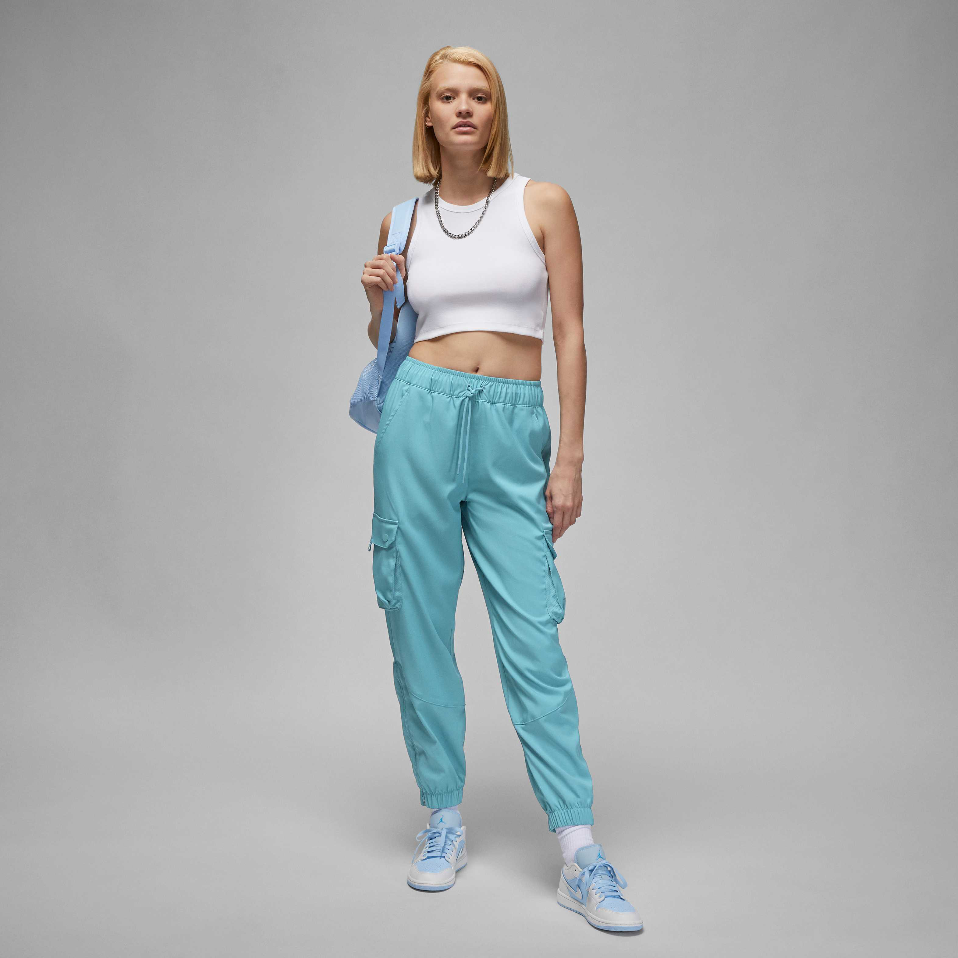 Jordan Sport Tunnel image number 5