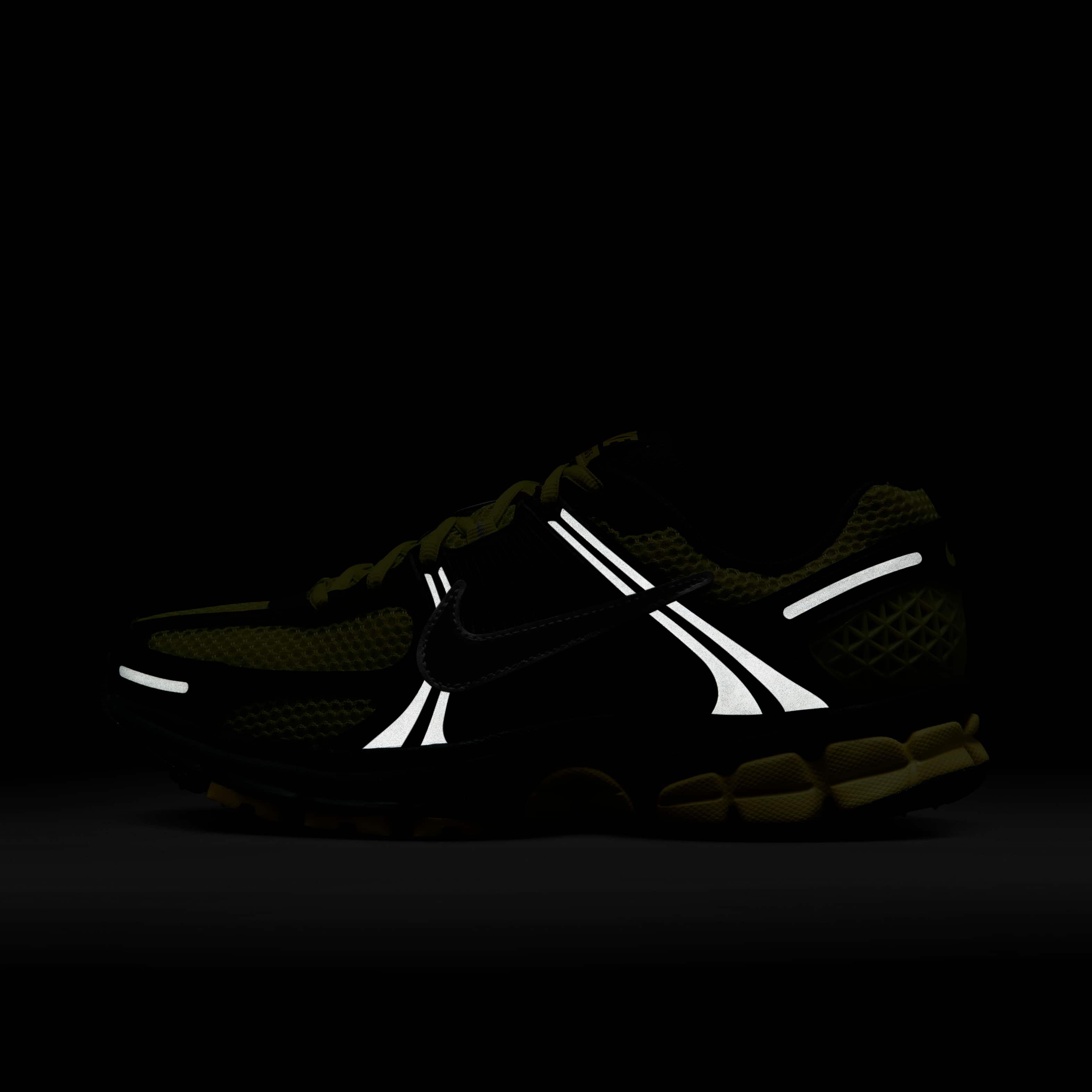 Nike Zoom Vomero 5 image number 8