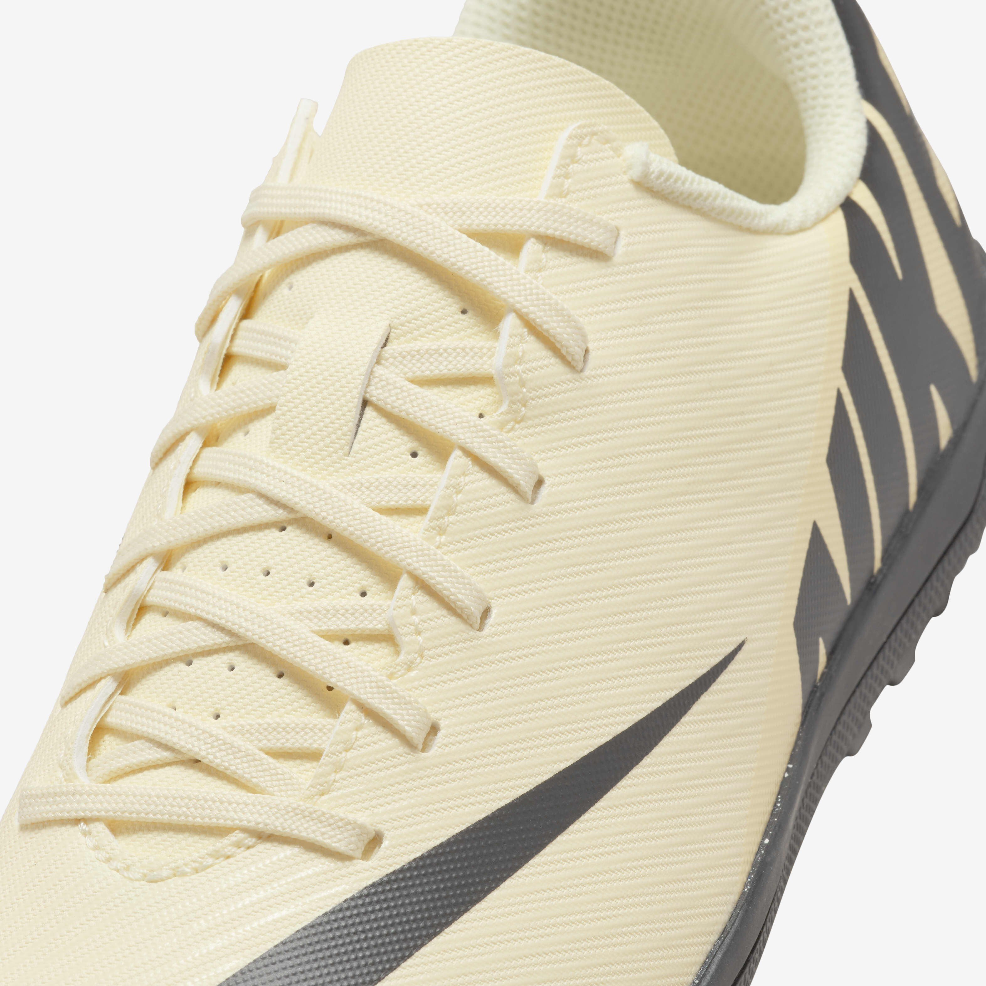 Buy Nike Jr. Mercurial Vapor 15 Club Younger Older Kids Turf Low Top Football Shoes Nike Saudi Official