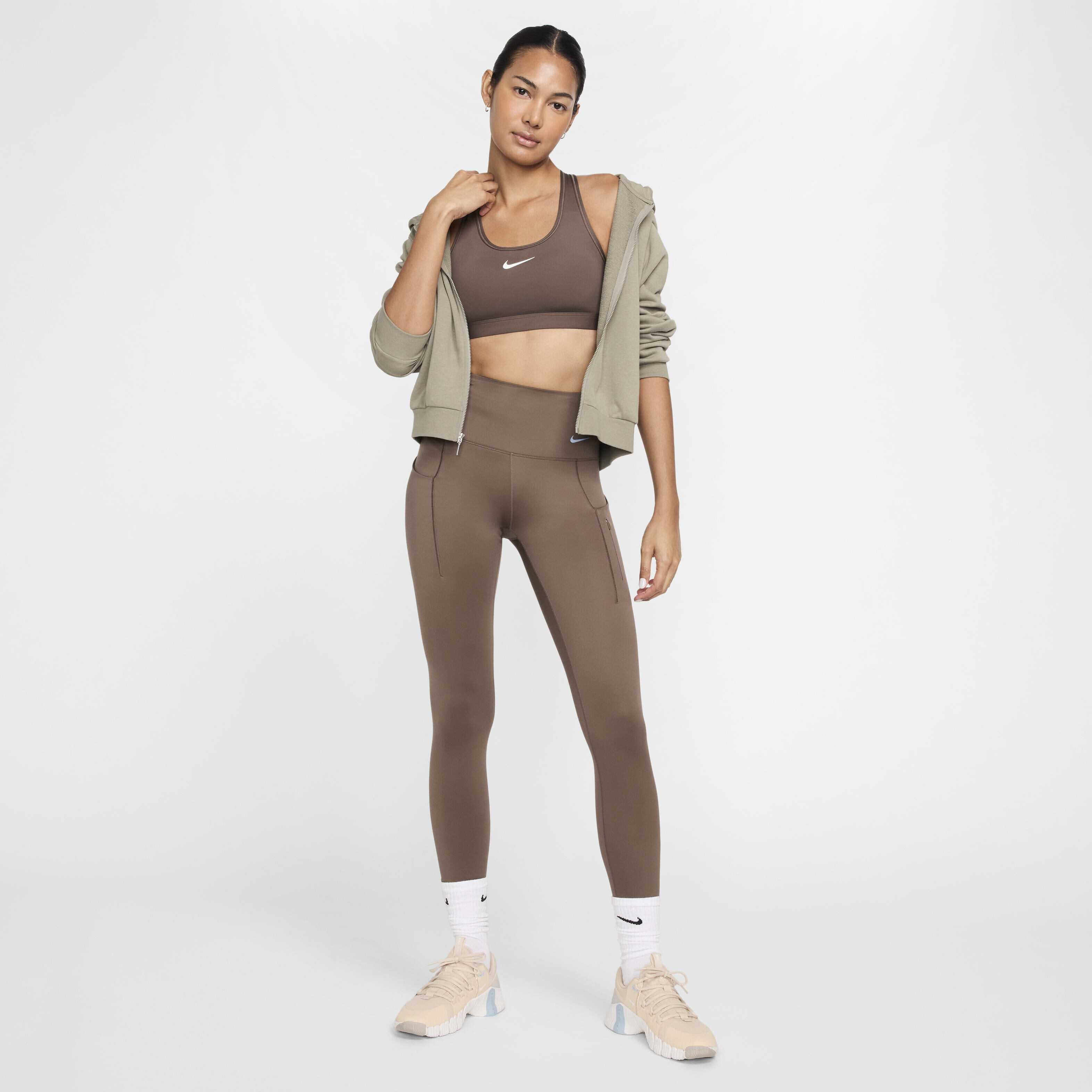 نايكي سووش بدعم متوسط image number 6