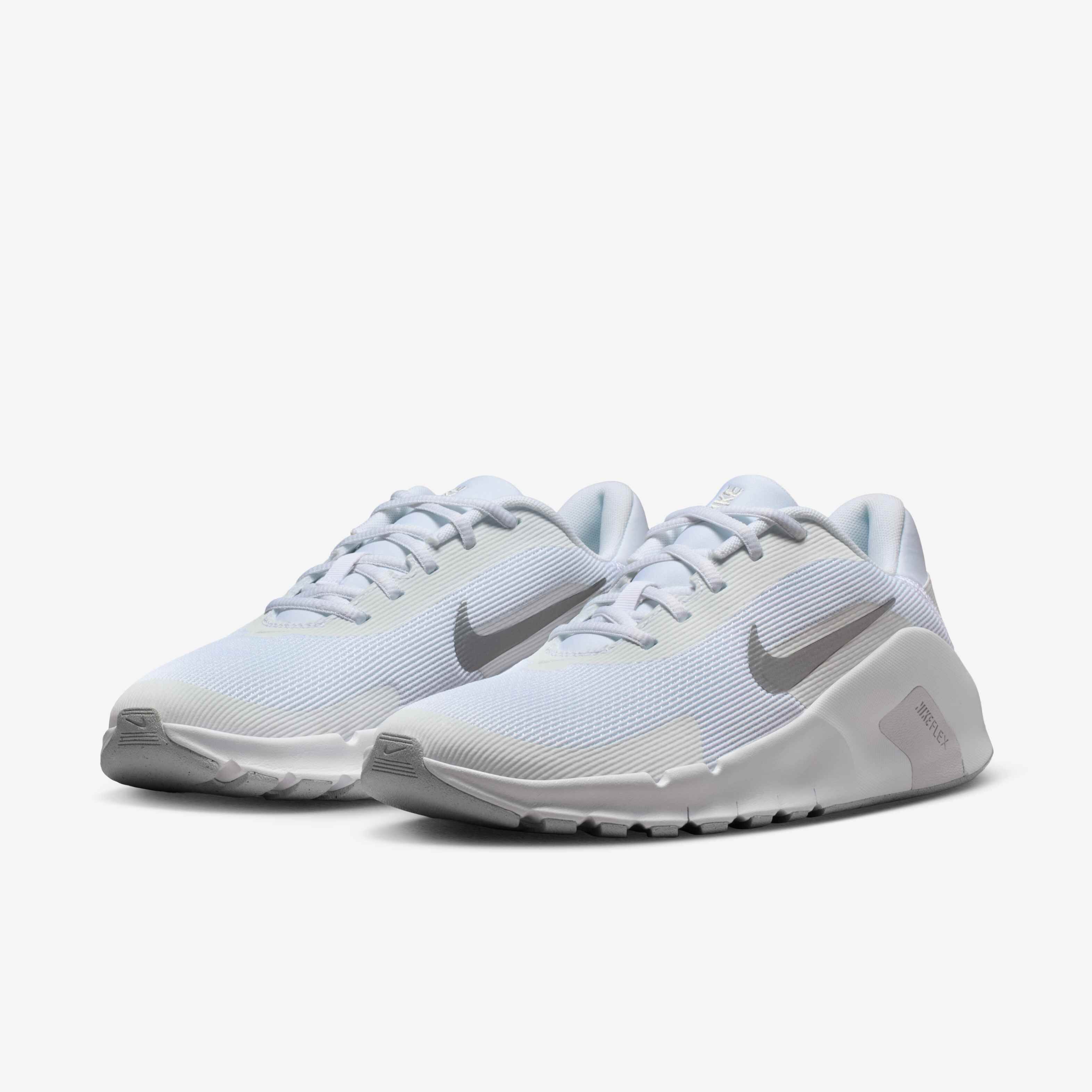Nike Flex Train image number 4