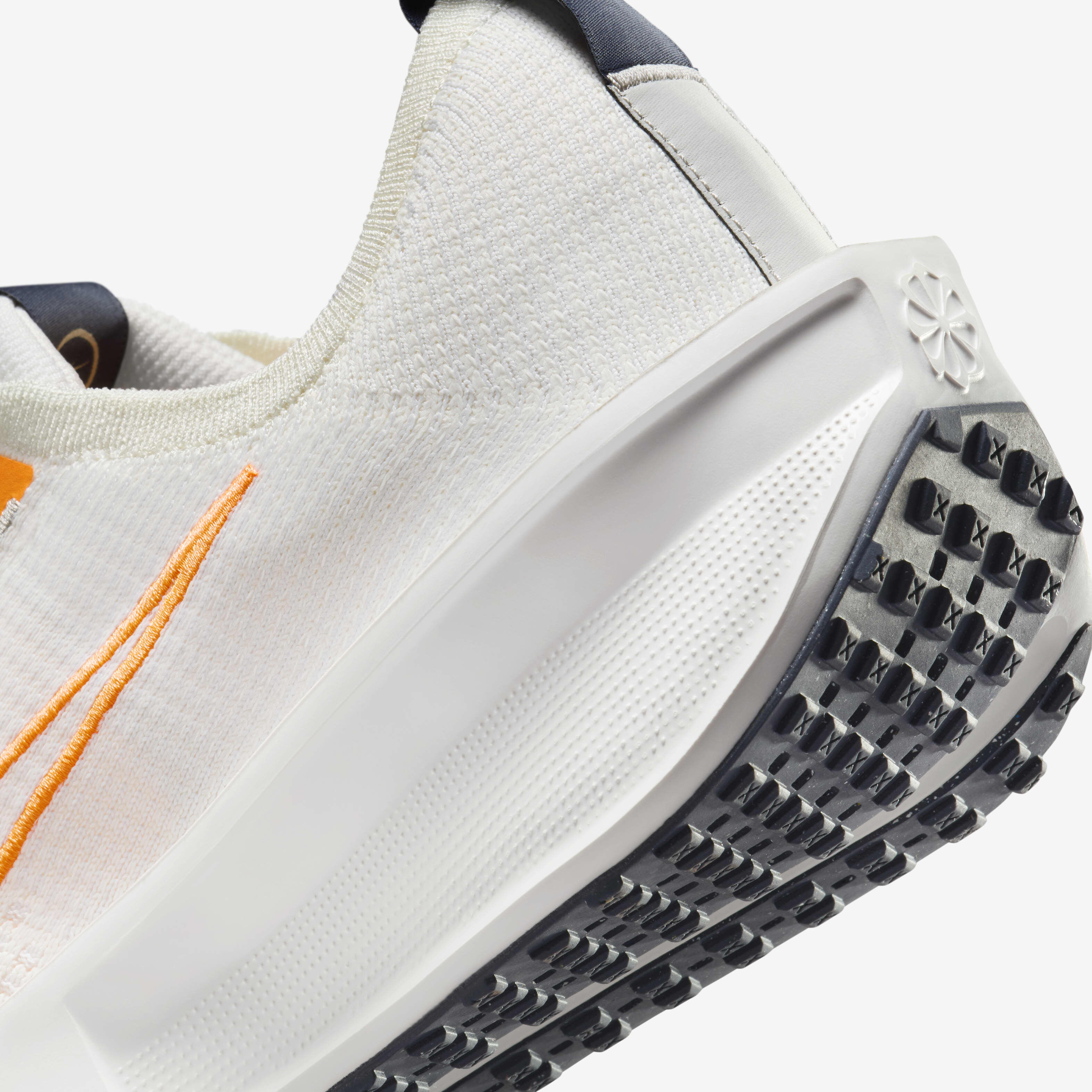 نايكي انتراكت رن image number 7