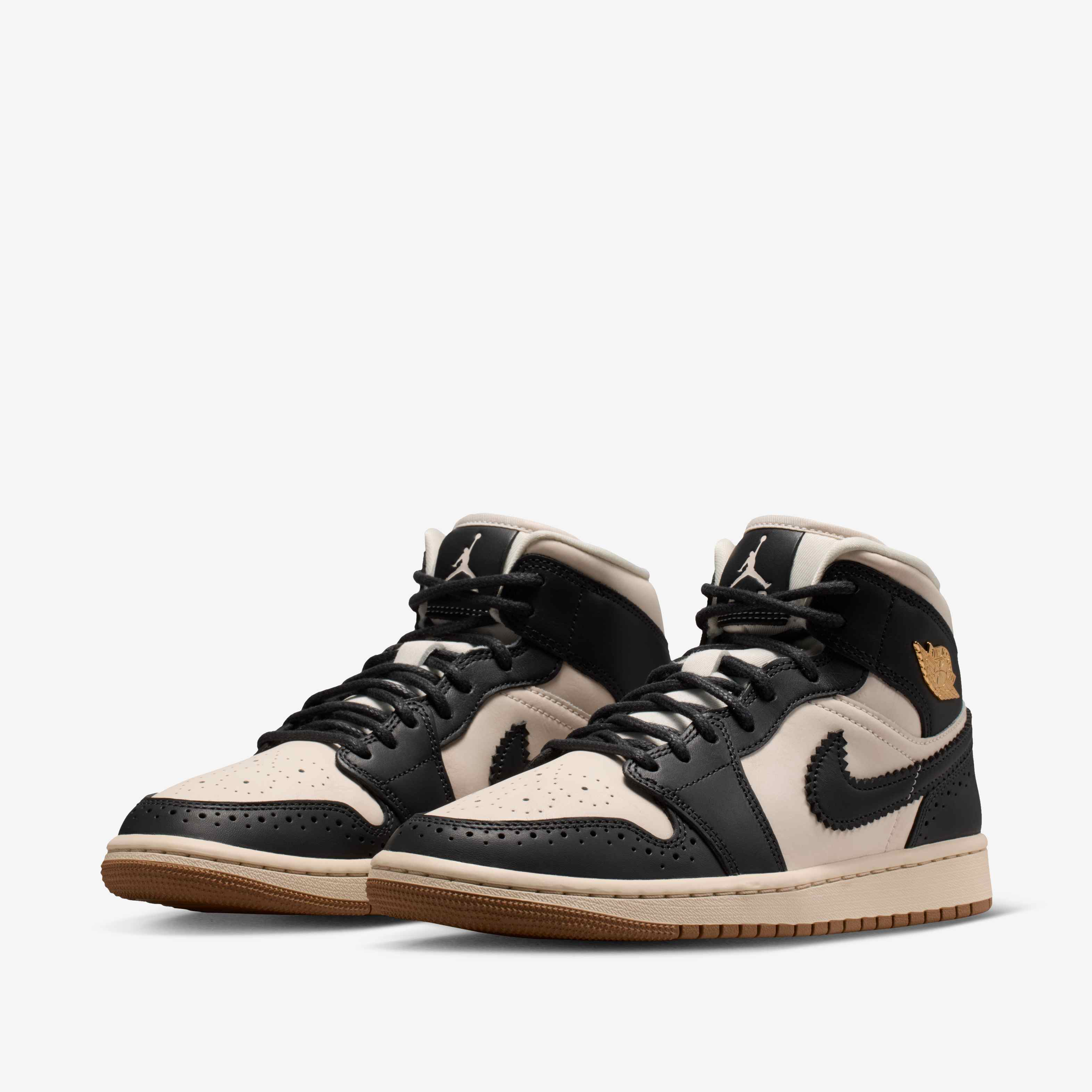 Air Jordan 1 Mid SE image number 4