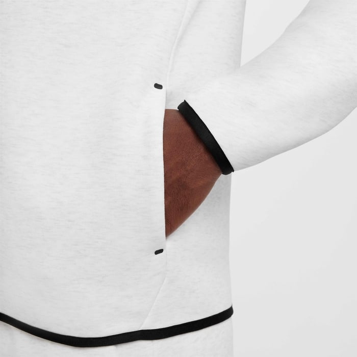 نايكي تك image number 6 نايكي تك image number 6