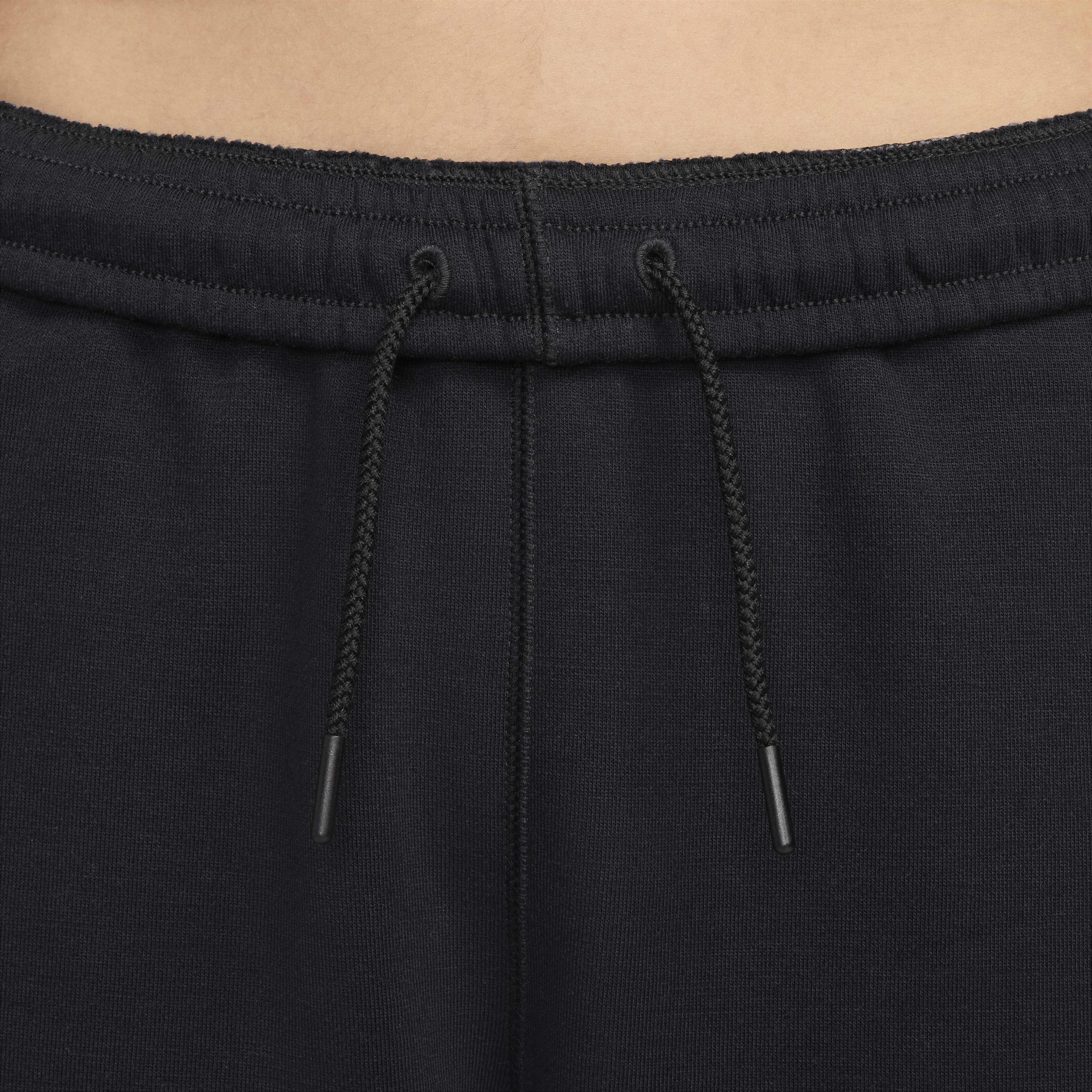 نايكي وول كلاسيكس image number 2