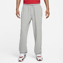 Nike Sportswear Club